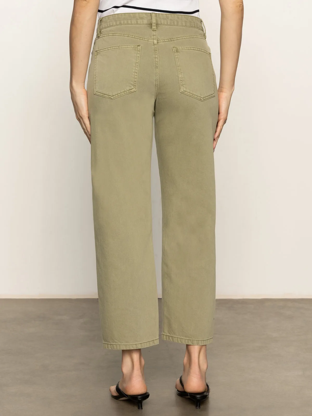 Essential Fit Water Repellent District Column Standard Rise Ankle Jeans Bamboo