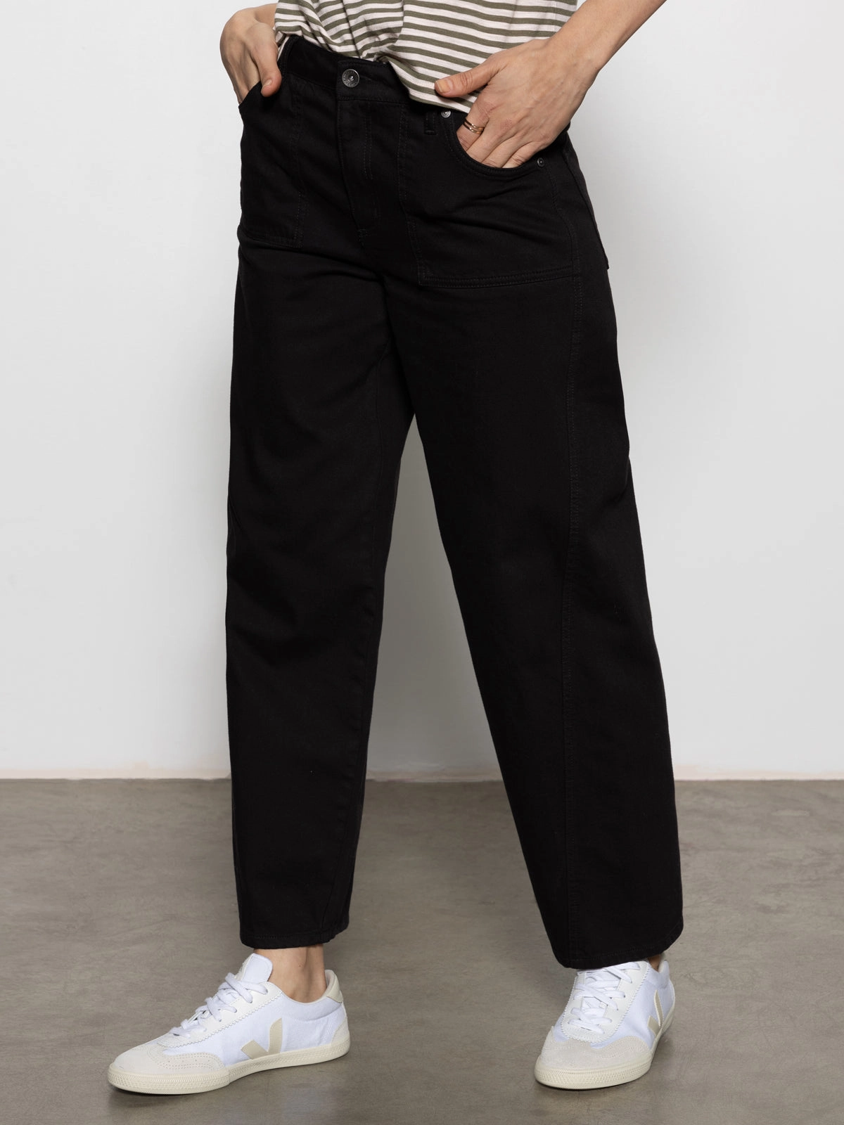 District Column Standard Rise Ankle Jean Black Recycled Fiber Blend