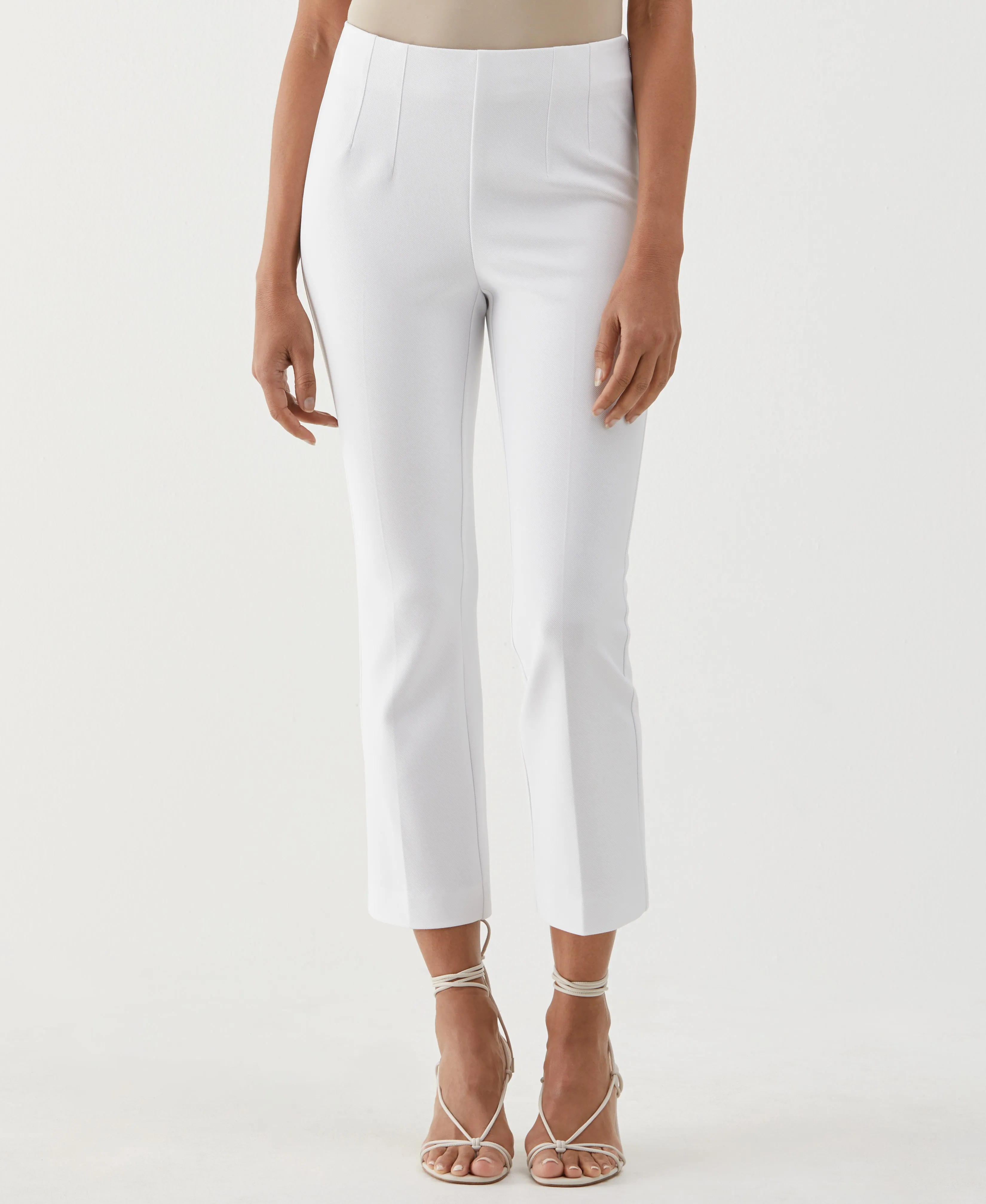 ExtendedSizeRange Double Dart Crop Bootcut Pant