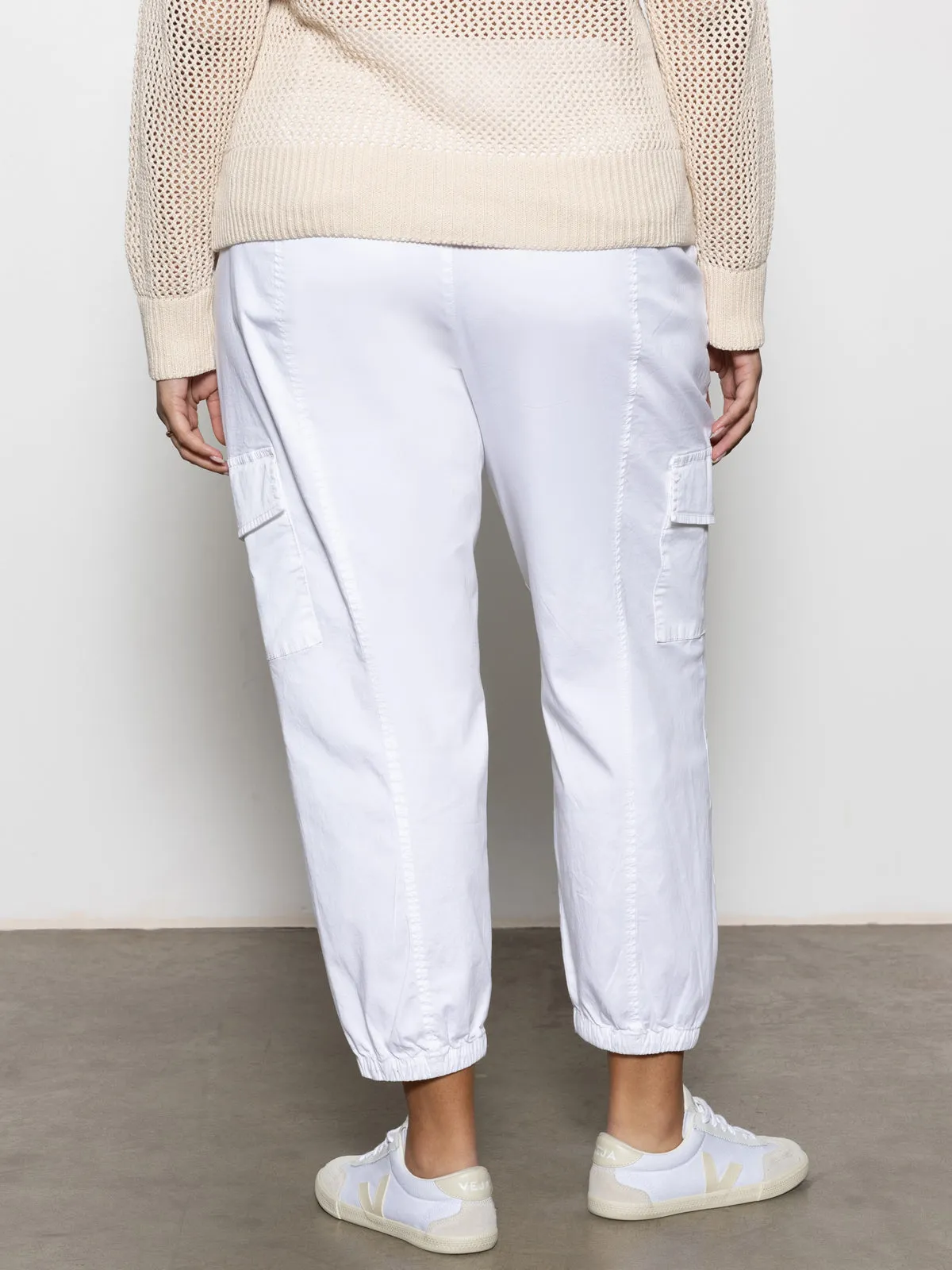 Eco Friendly Dyeing NonRestrictiveFit Rebel Standard Rise Pant Brilliant White Extended Sizing