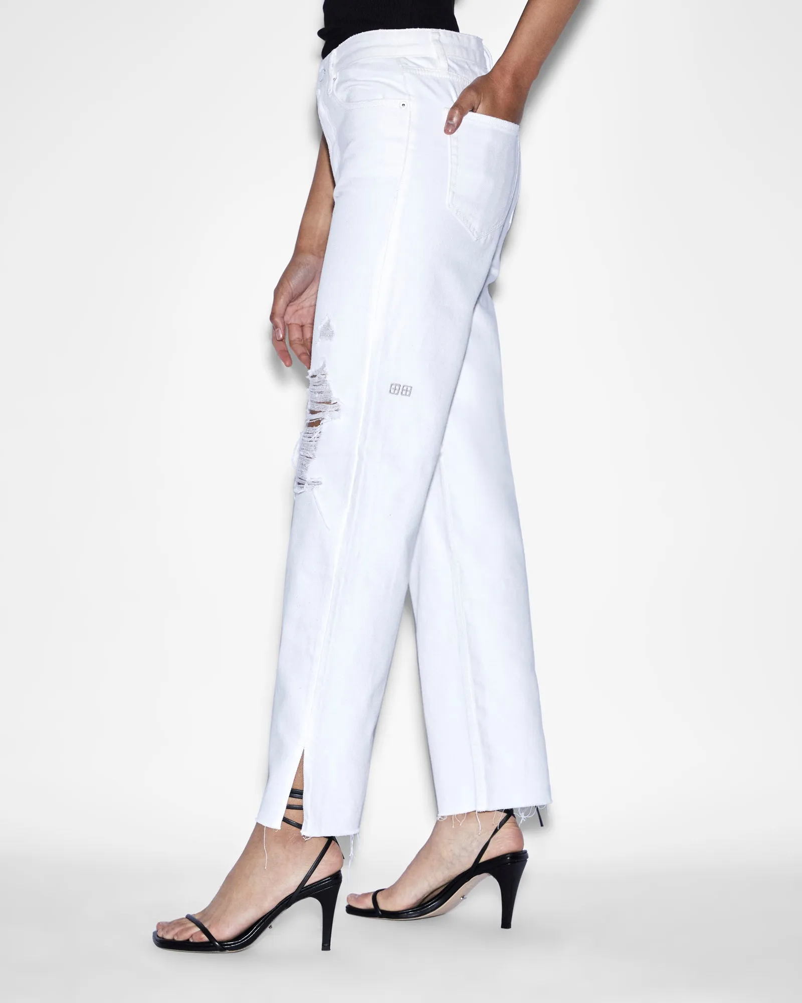 Modern Couple Look BROOKLYN JEAN BLANC SLICED