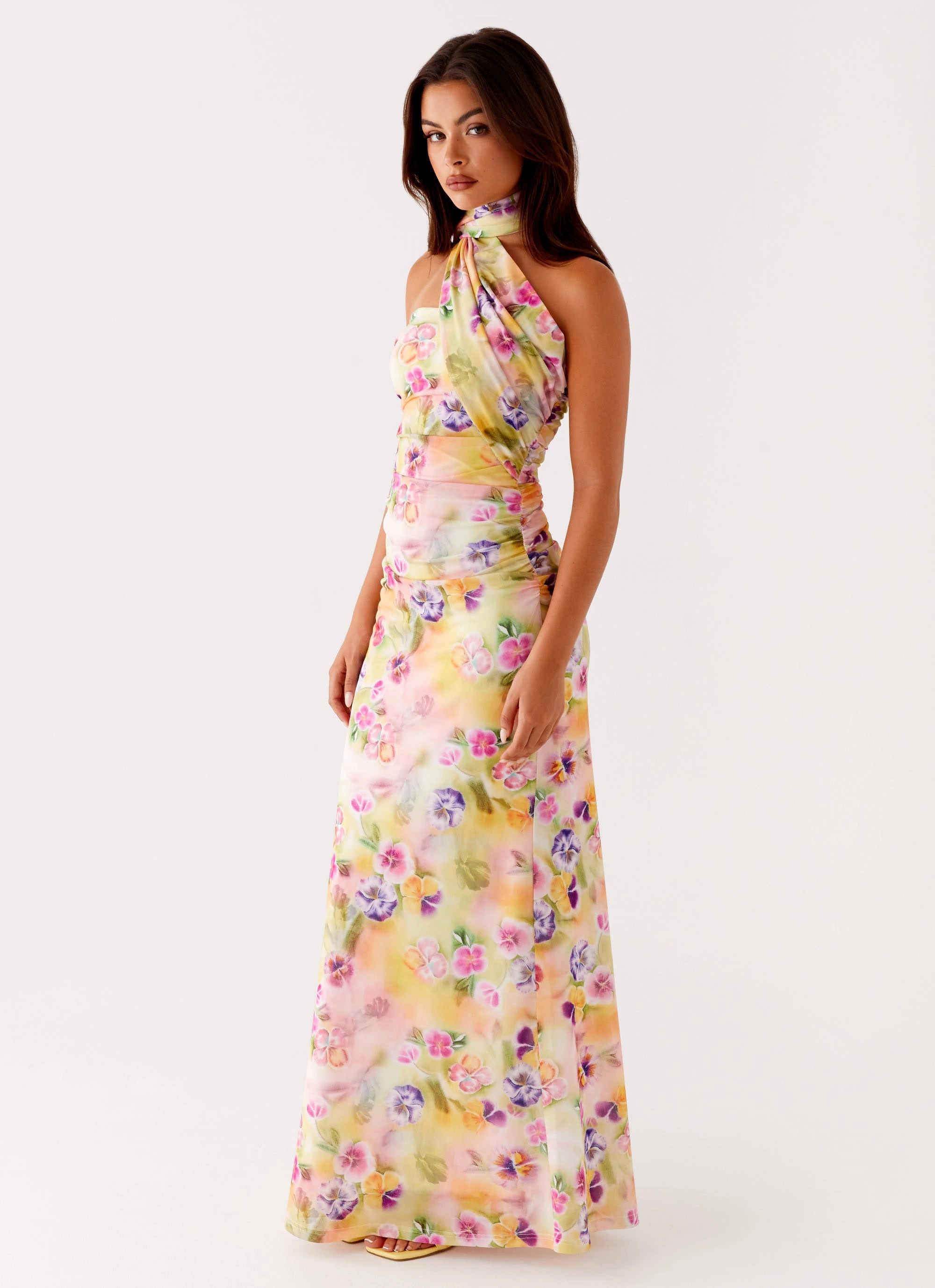 Countryside-Style Songbird Maxi Dress - Sunburst Floral