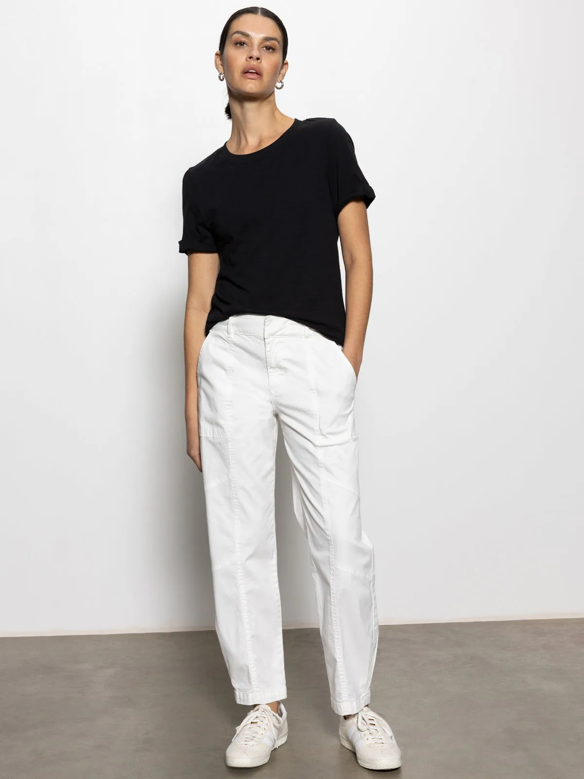 Non Slip Waistband Sahara Tapered Standard Rise Pant Chalk