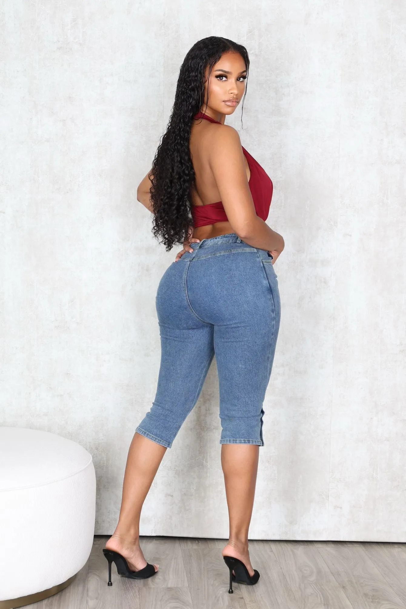 Slim Fit Architecture Lightweight Cowl Neck Crop Top Simple Pullover Bold Patterns