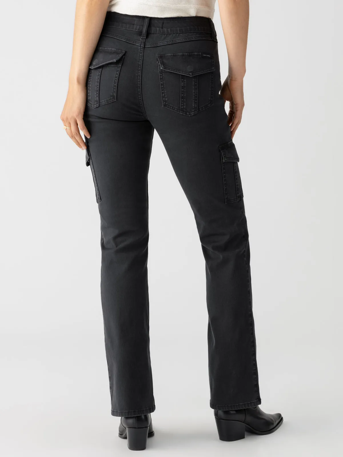 Sporty Look Reflective details Sculpted Hayden Bootcut Standard Rise Pant Black