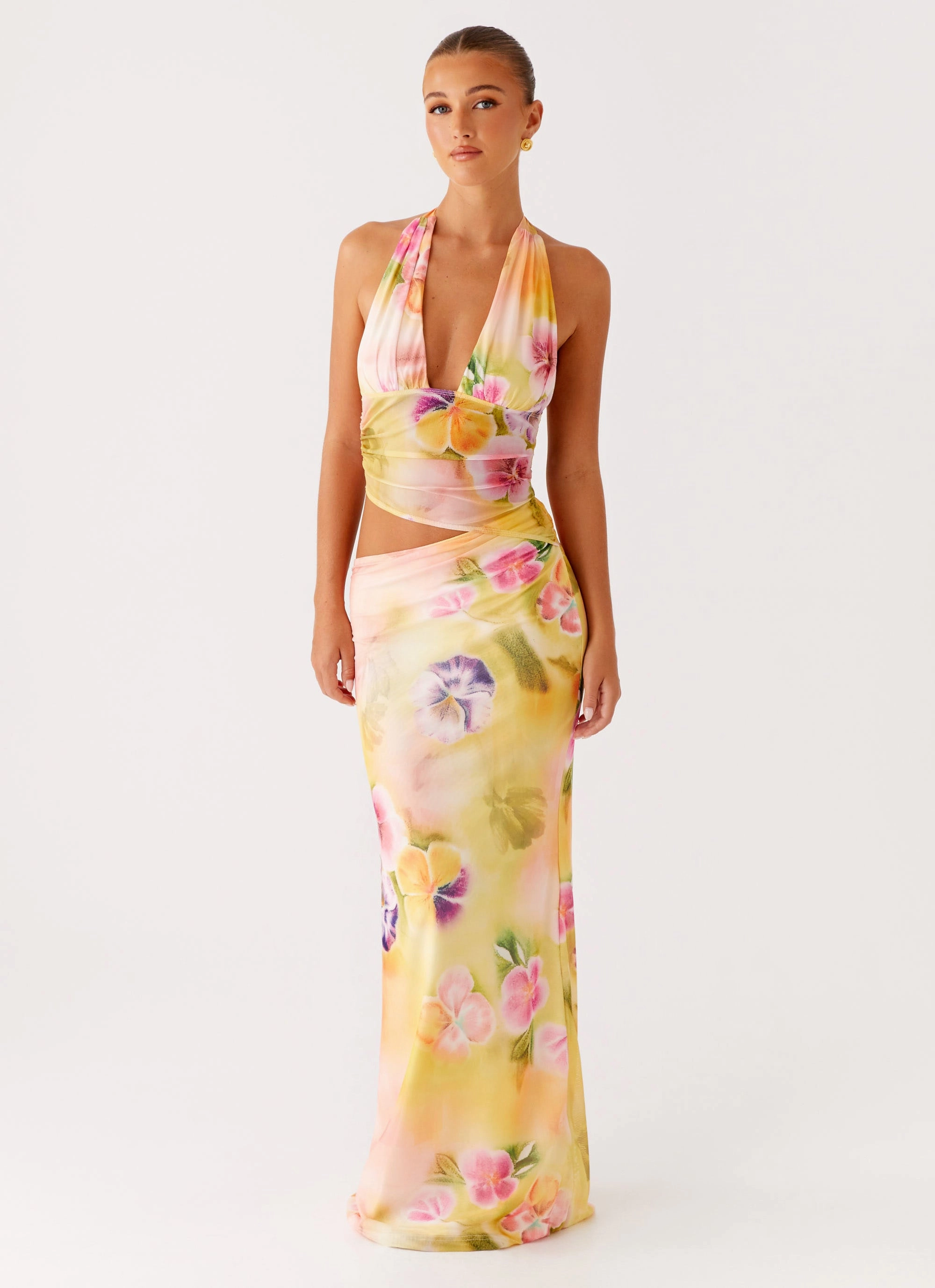 Main Act Halter Maxi Dress - Sunburst Floral All Fit