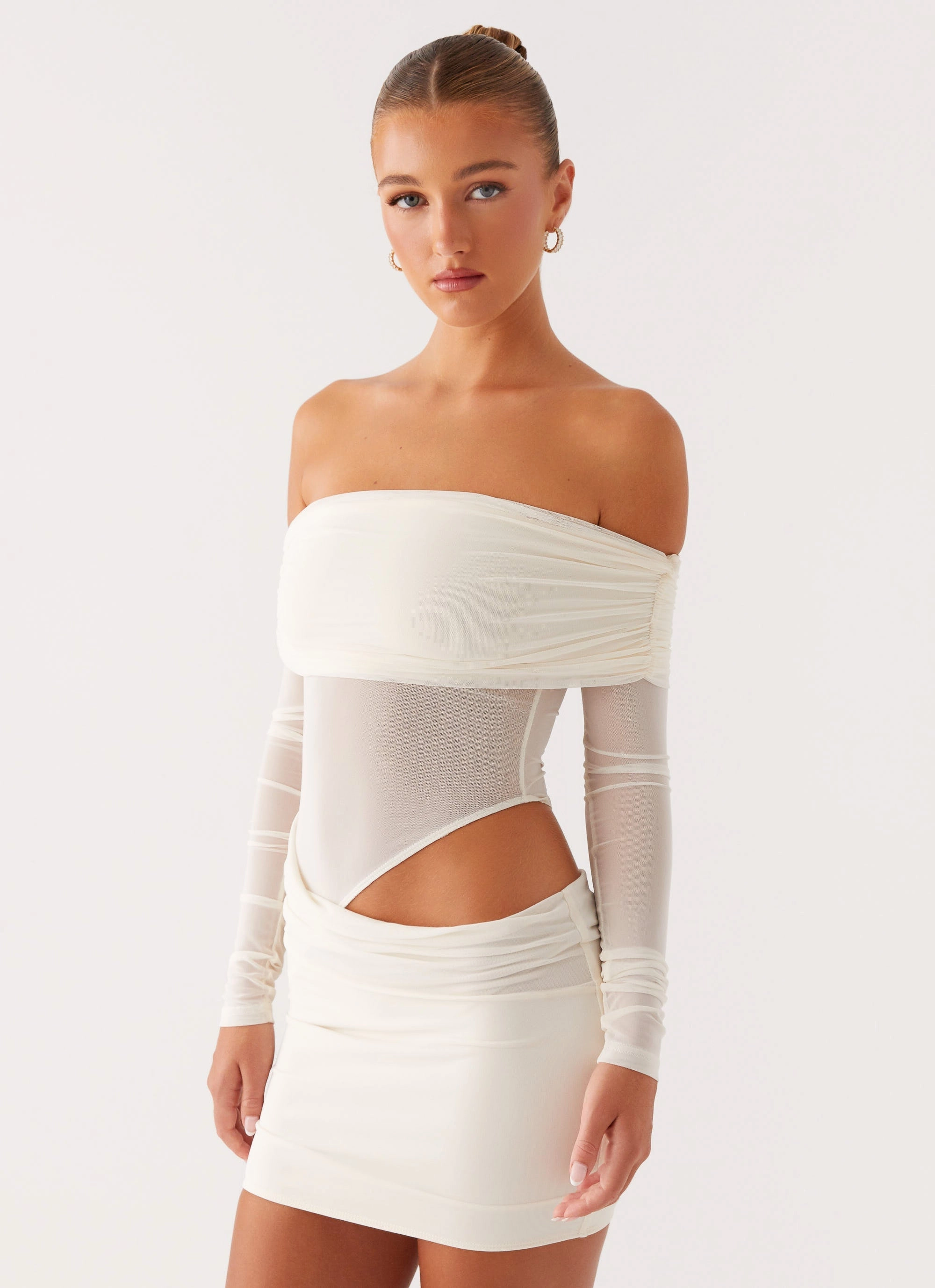 Flattering Shape Look No Doubt Mini Dress - Ivory