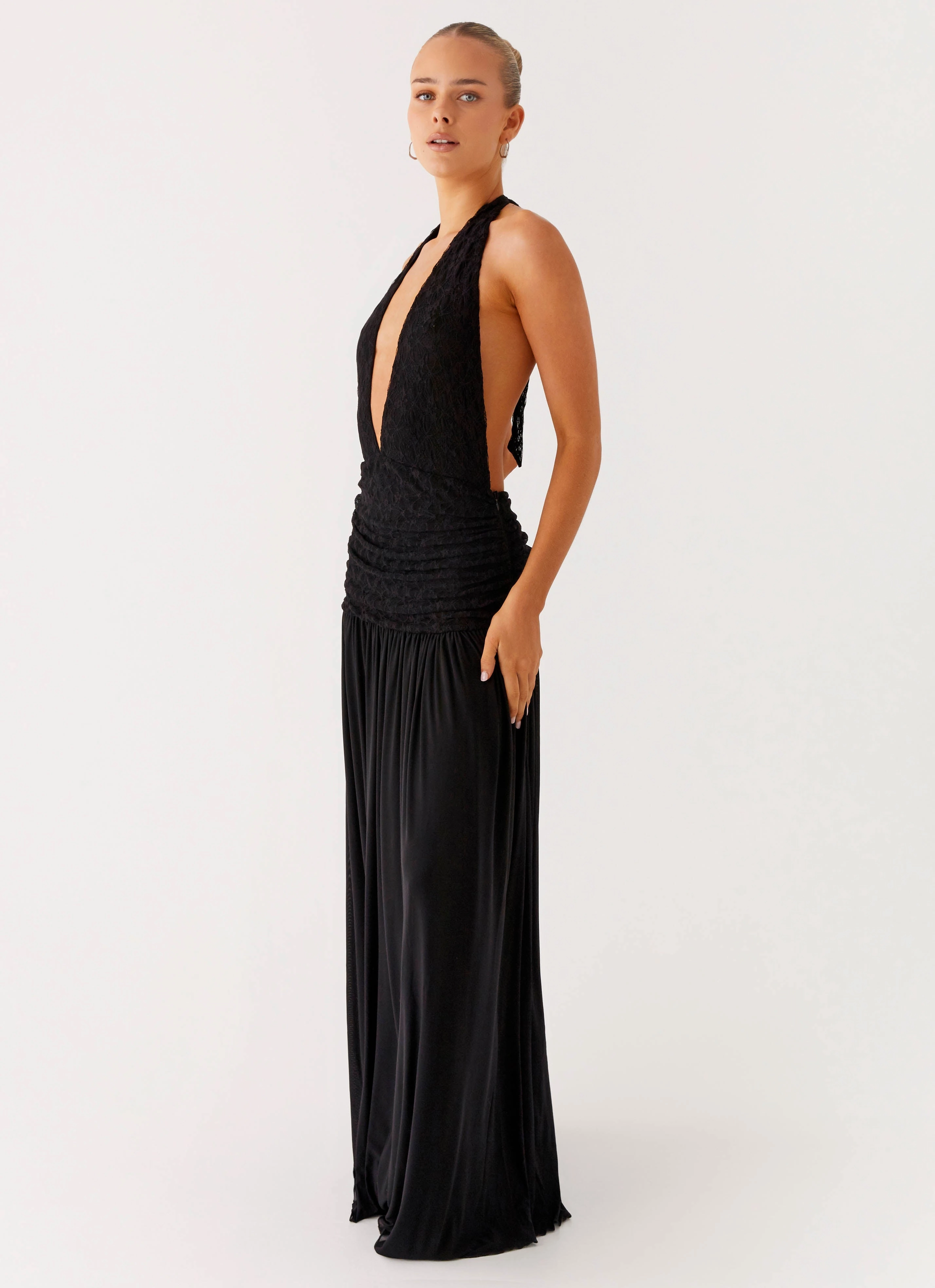 Artistic Vibe Embroidered-Sleeve Full Attention Maxi Dress - Black