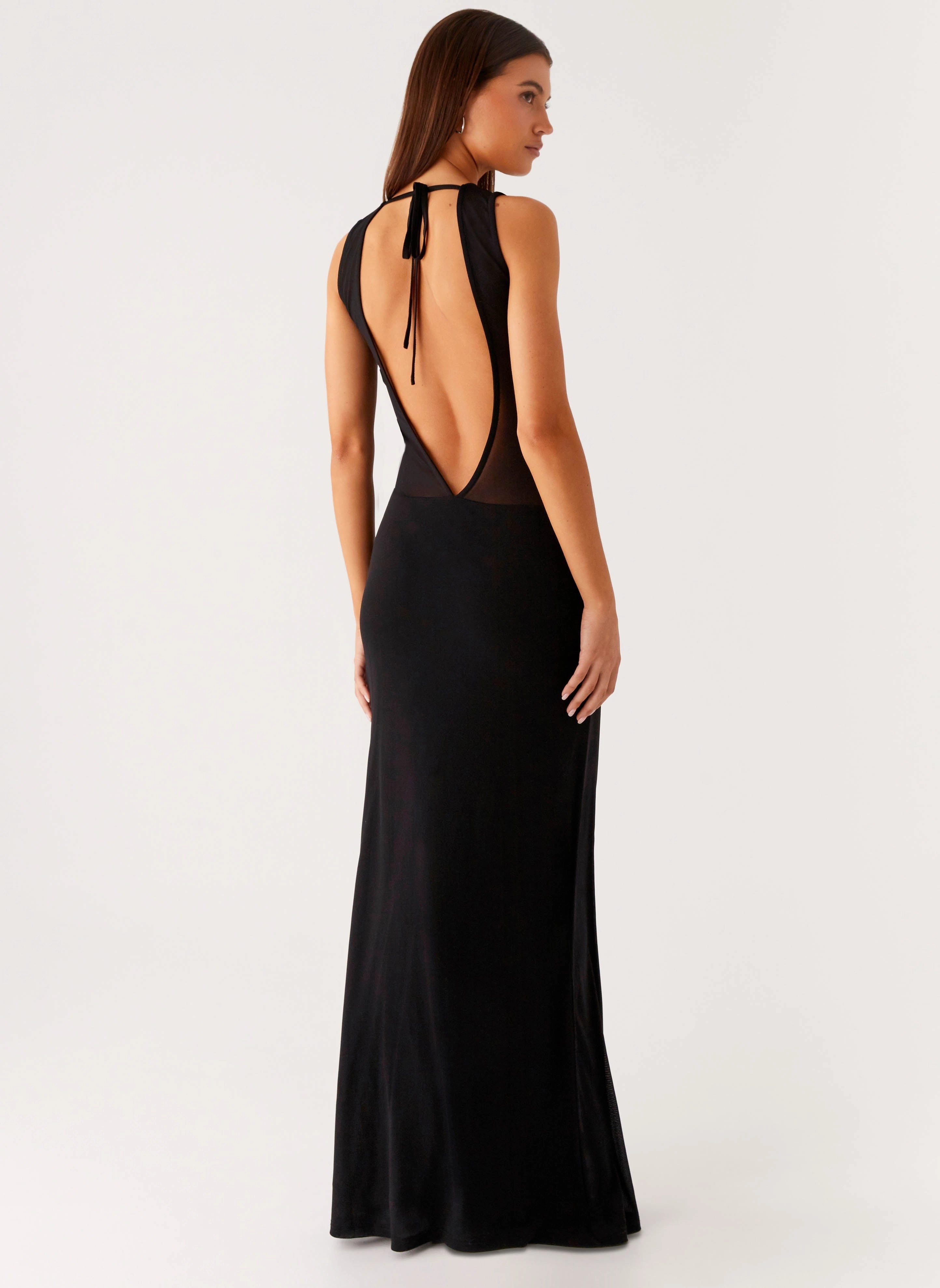lyria Mesh Maxi Dress - Black Dreamy Motion Vibrant Layer