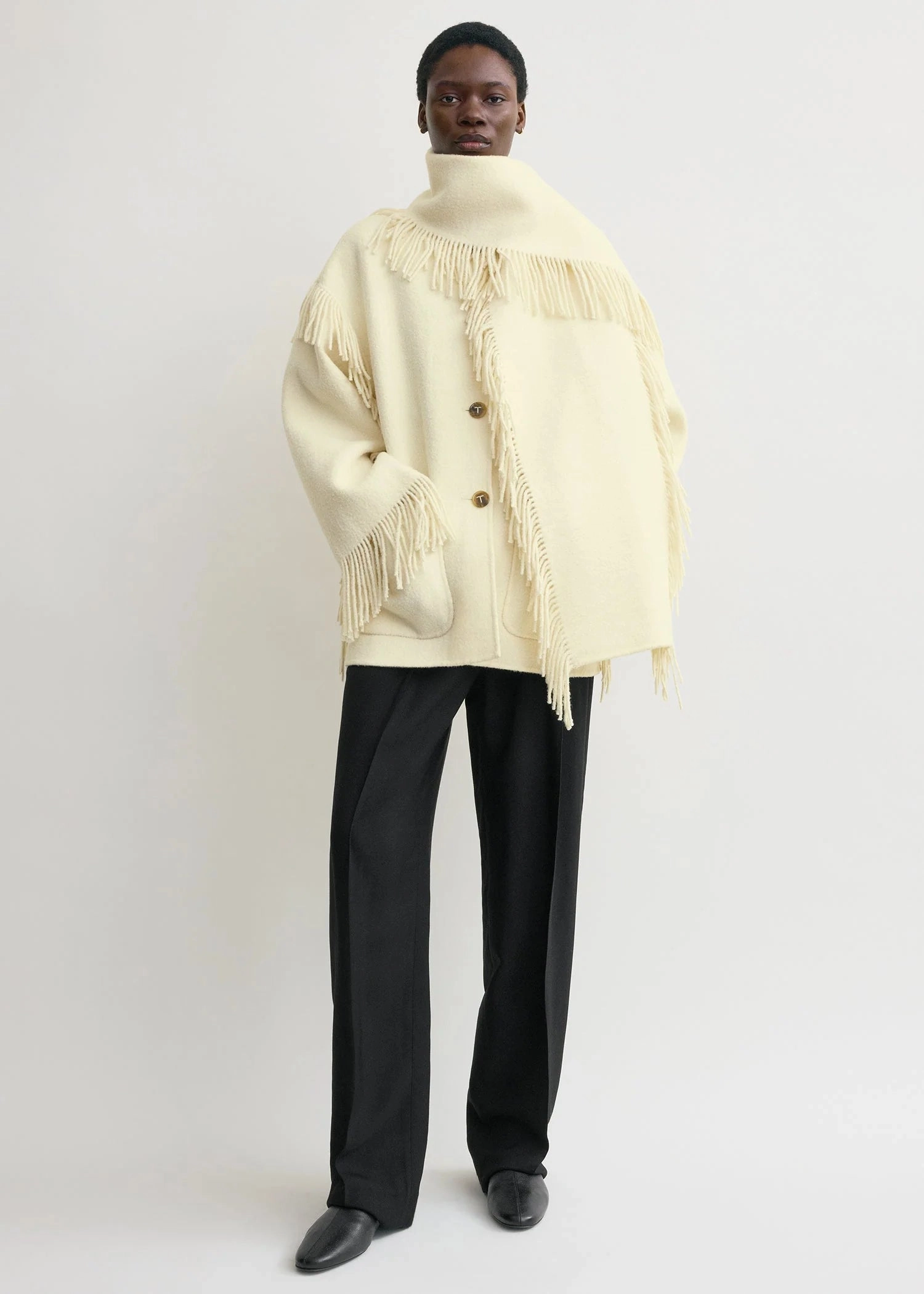 Reinforced Seams Avoid Fringed Scarf Jacket in Winter White