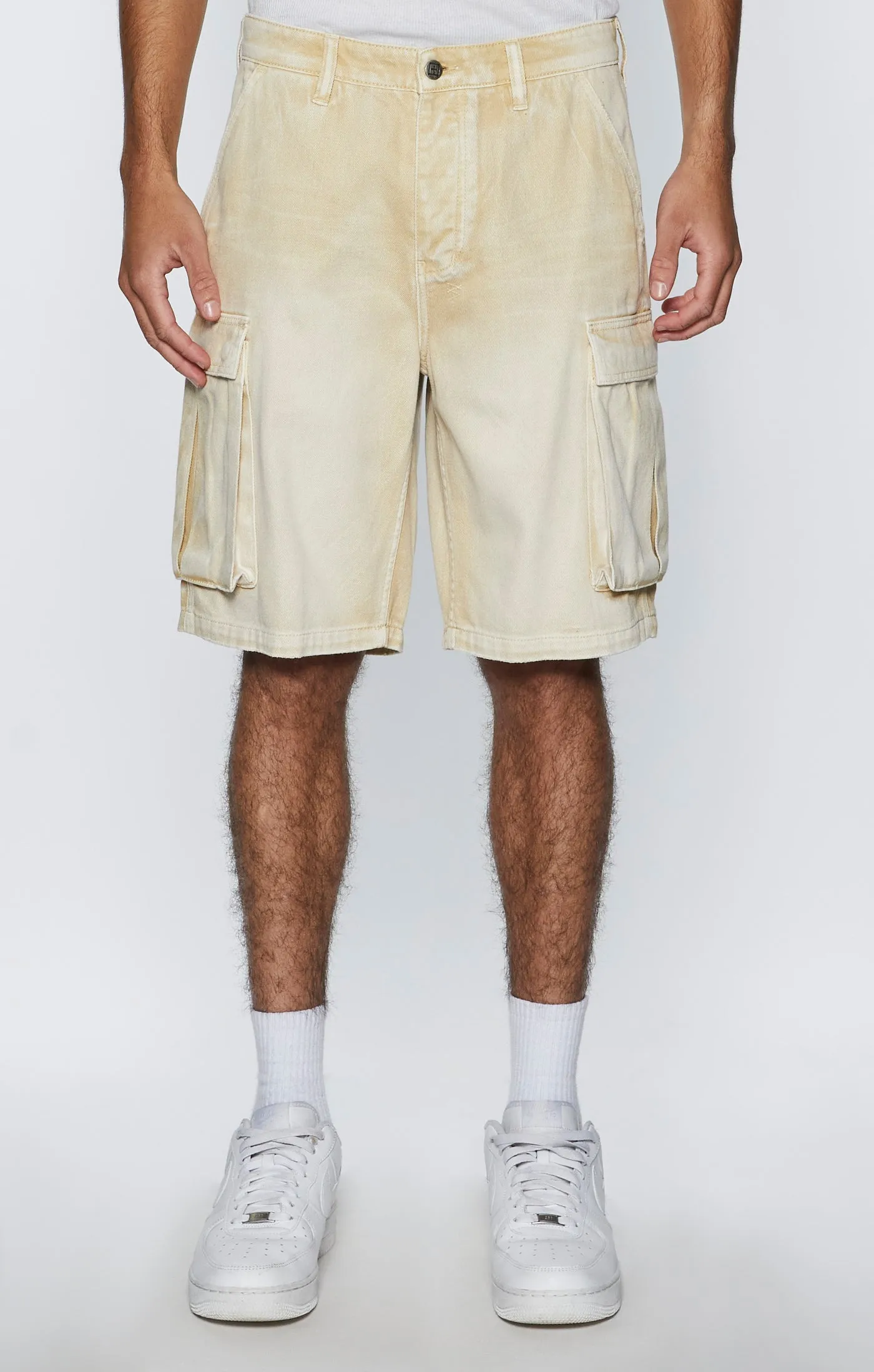 Modern Edge Simple and Cozy FUGITIVE CARGO SHORT SAND All-Day Fashion