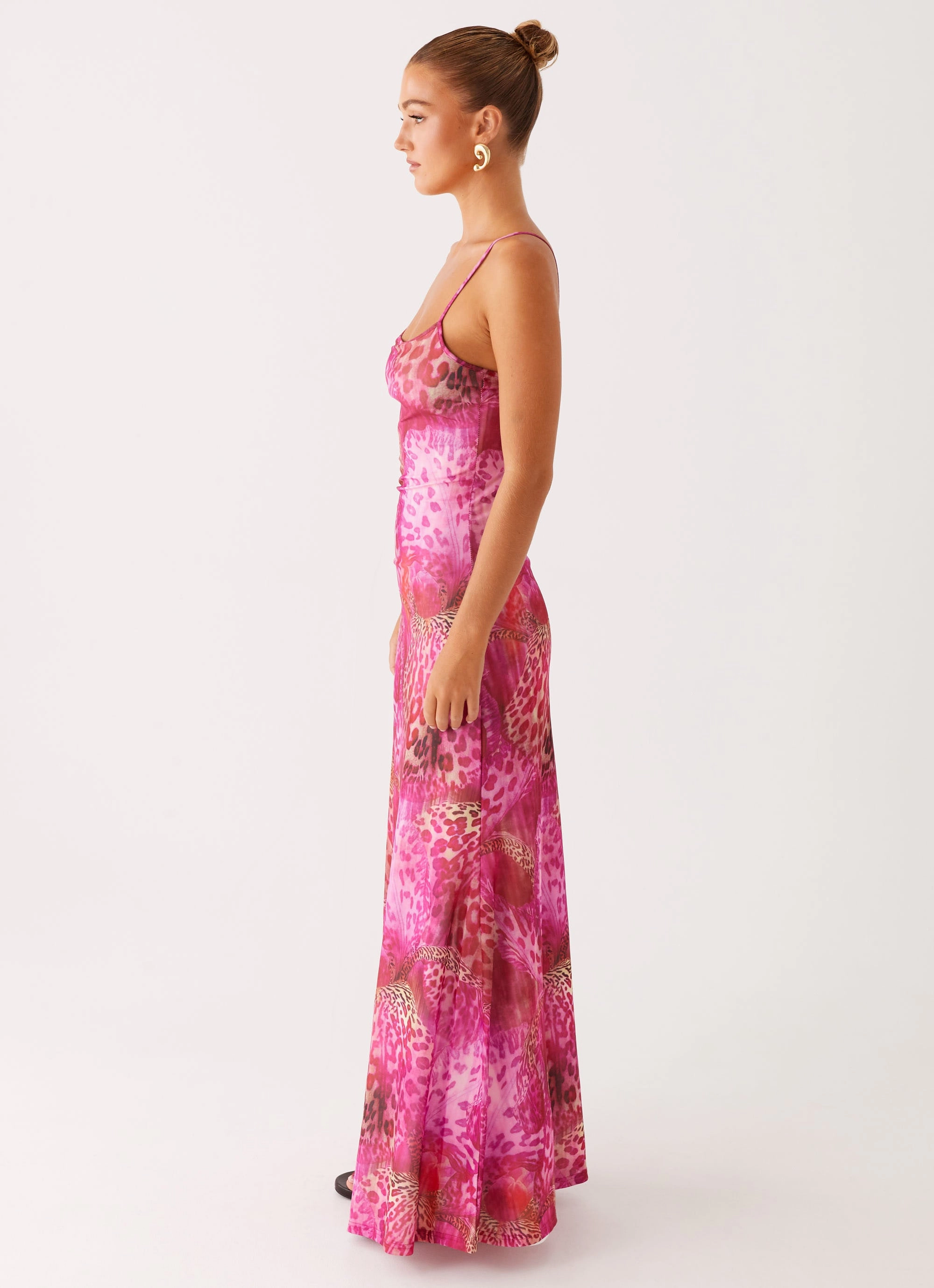 Everett Maxi Dress - Lavender Lagoon Weekend Edge