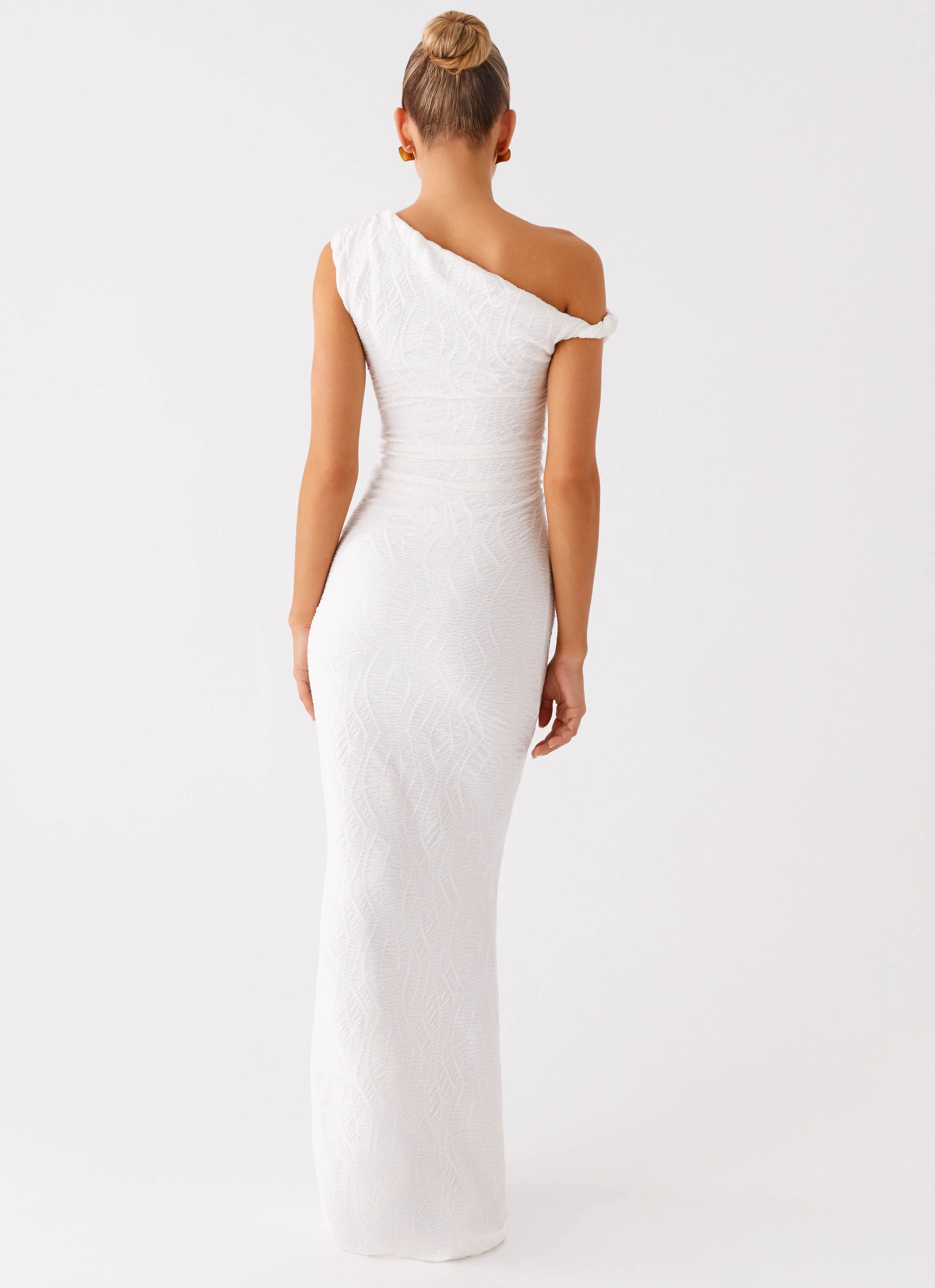 Night Out High-Fashion Galantis One Shoulder Maxi Dress - White