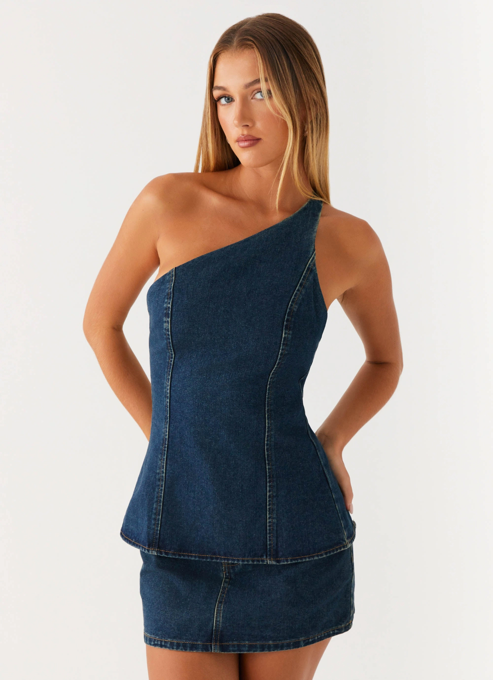 Maysa Low Rise Mini Skirt - Washed Denim Simple Style