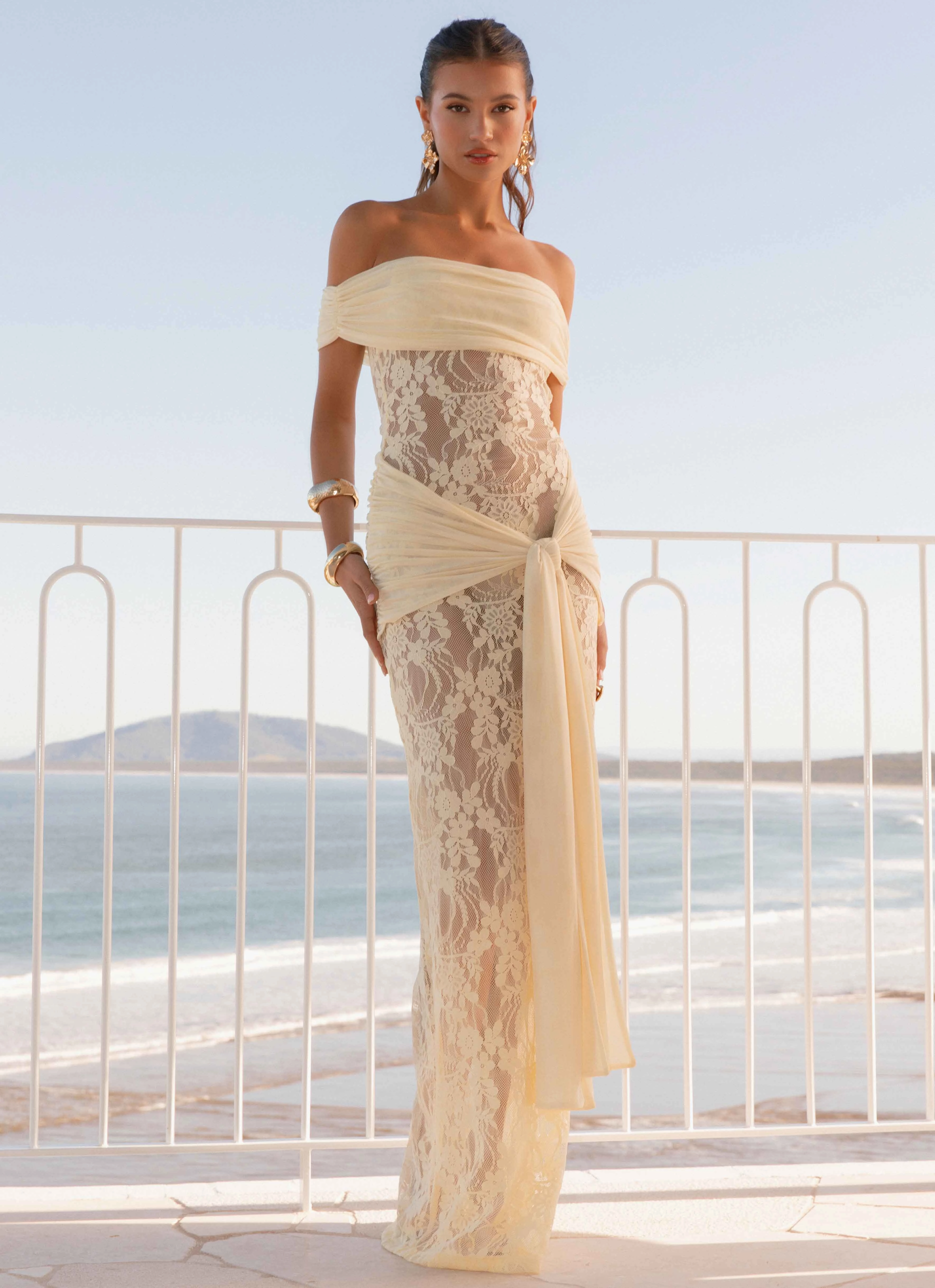 Gracie Twist Maxi Dress - Yellow Sleek Piece Trendy Design