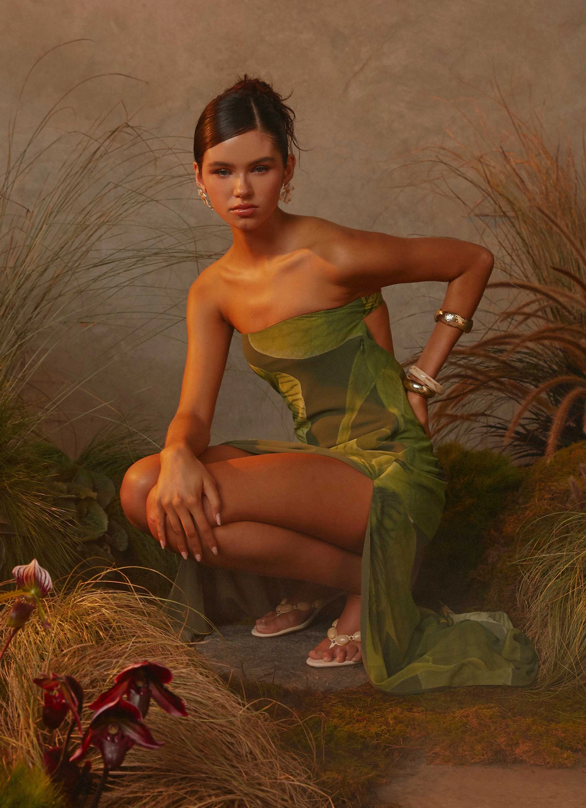 Nettle Maxi Dress - Tropic Floral Gradient Shade Subtle Motion