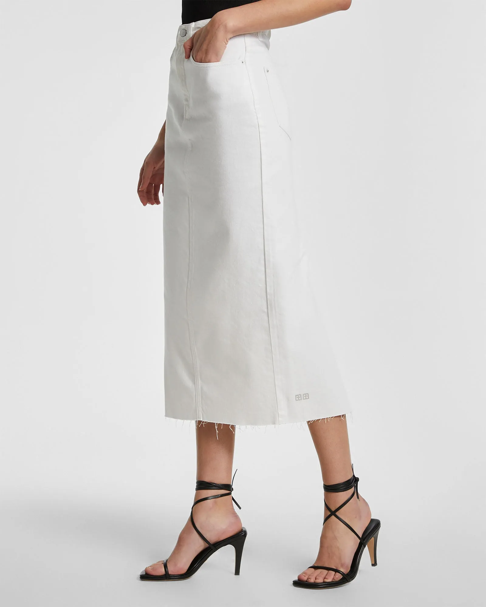 Performance Fashion Classic Elegance GRADUATE MIDI SKIRT BLANC