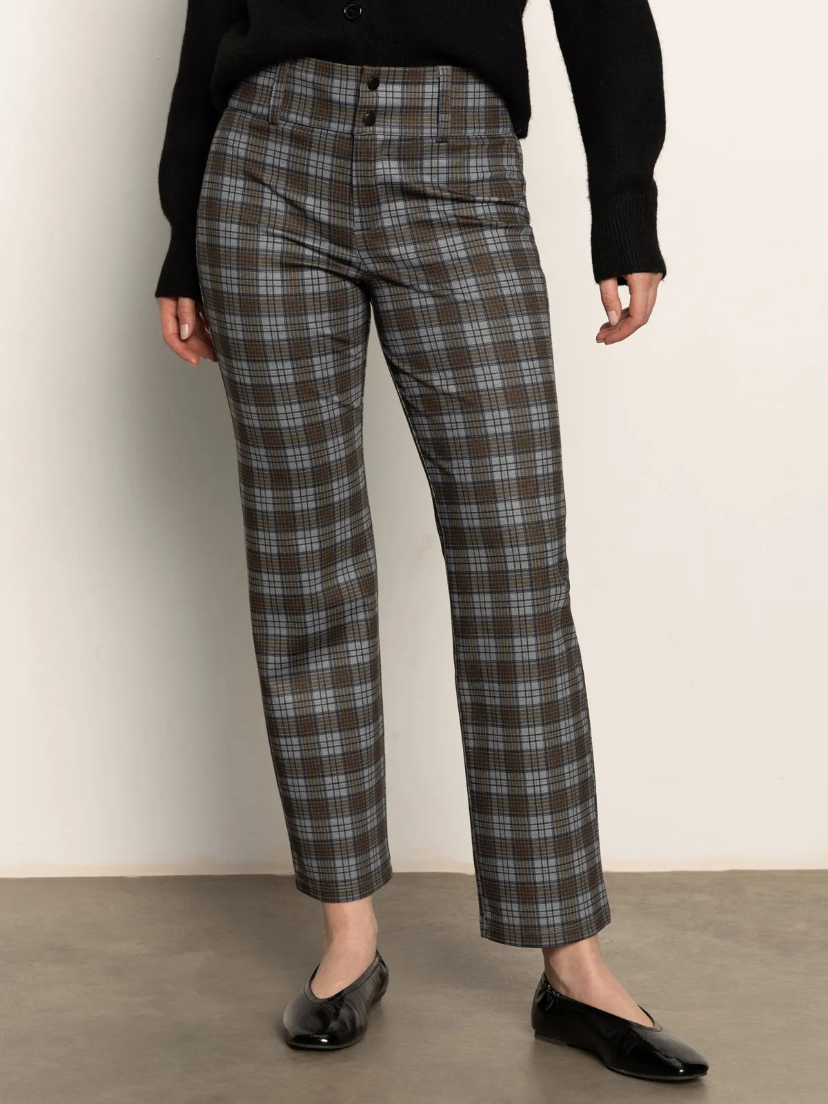 Flattering Comfort 90's Straight Legging Burnt Olive Plaid
