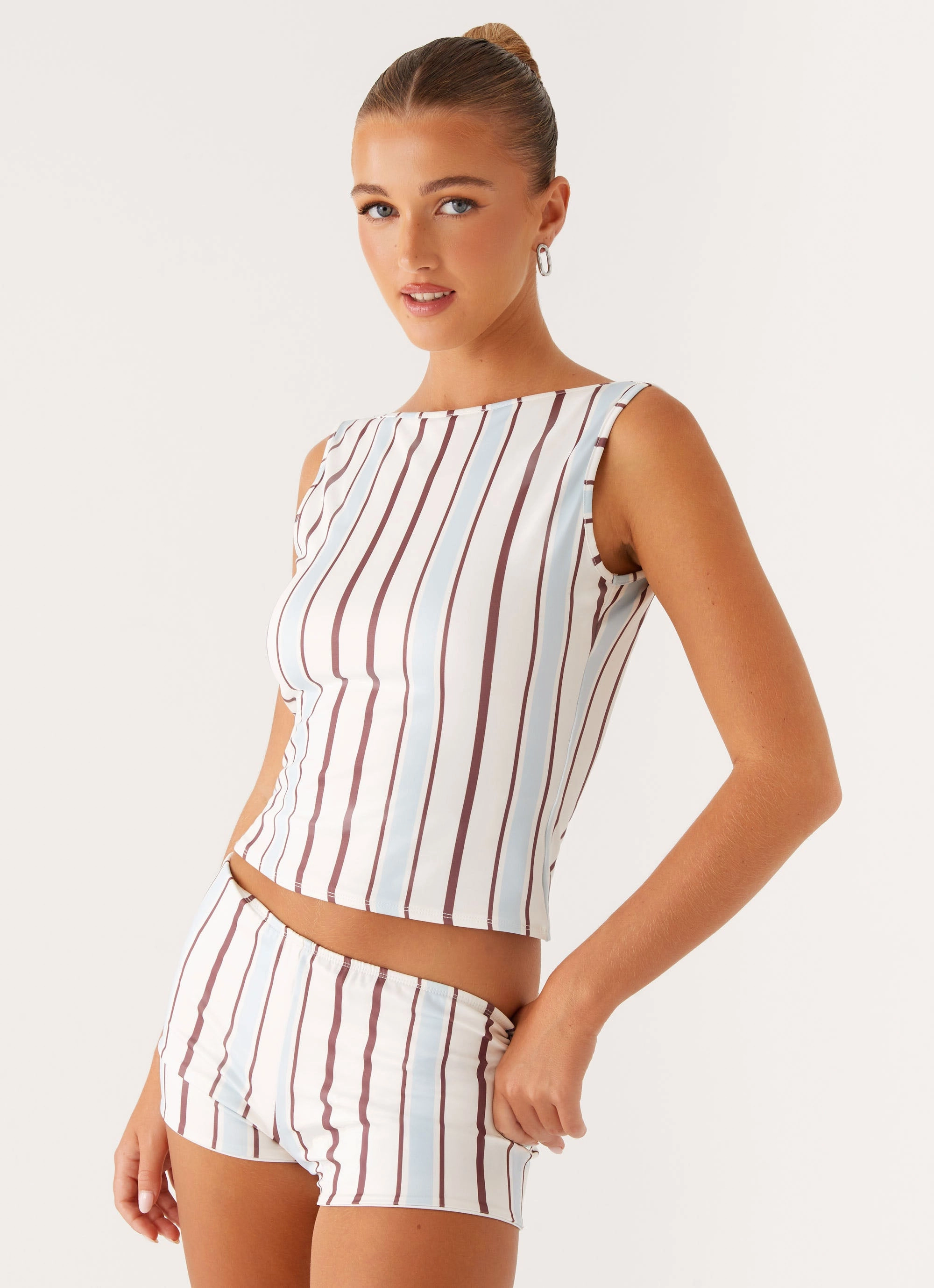 AbrasionResistant Finish Textured Weave Pattern Sun's Out Tank Top - Blue Stripe