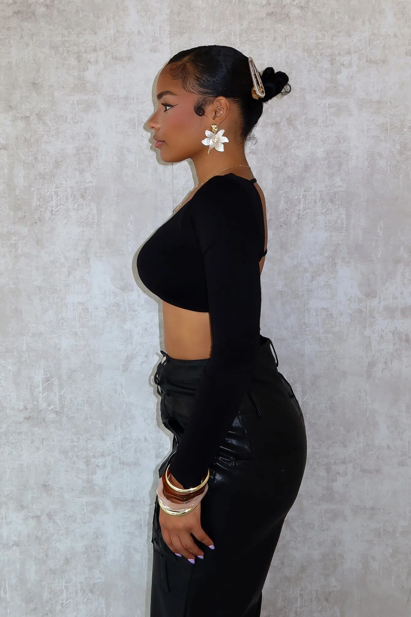 Harriet Back Cut Out Cropped Long Sleeve Top Abrasion Resistant Blend AllDay Comfort QuickRelease Closure