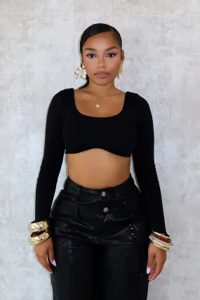 Relaxed Design FourWay Stretch Harriet Back Cut Out Cropped Long Sleeve Top