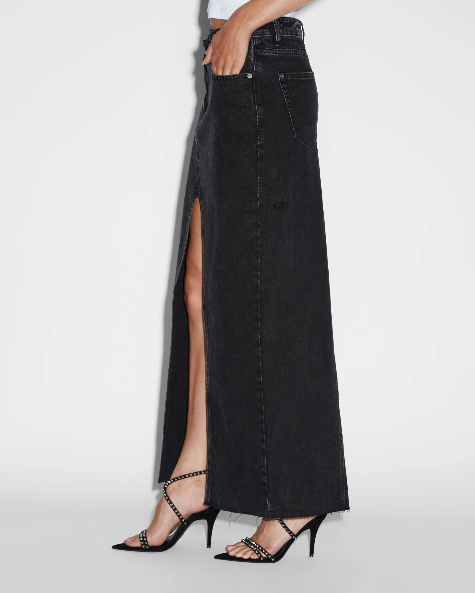 RELAX MAXI SKIRT WASHED BLACK Midweight Texture