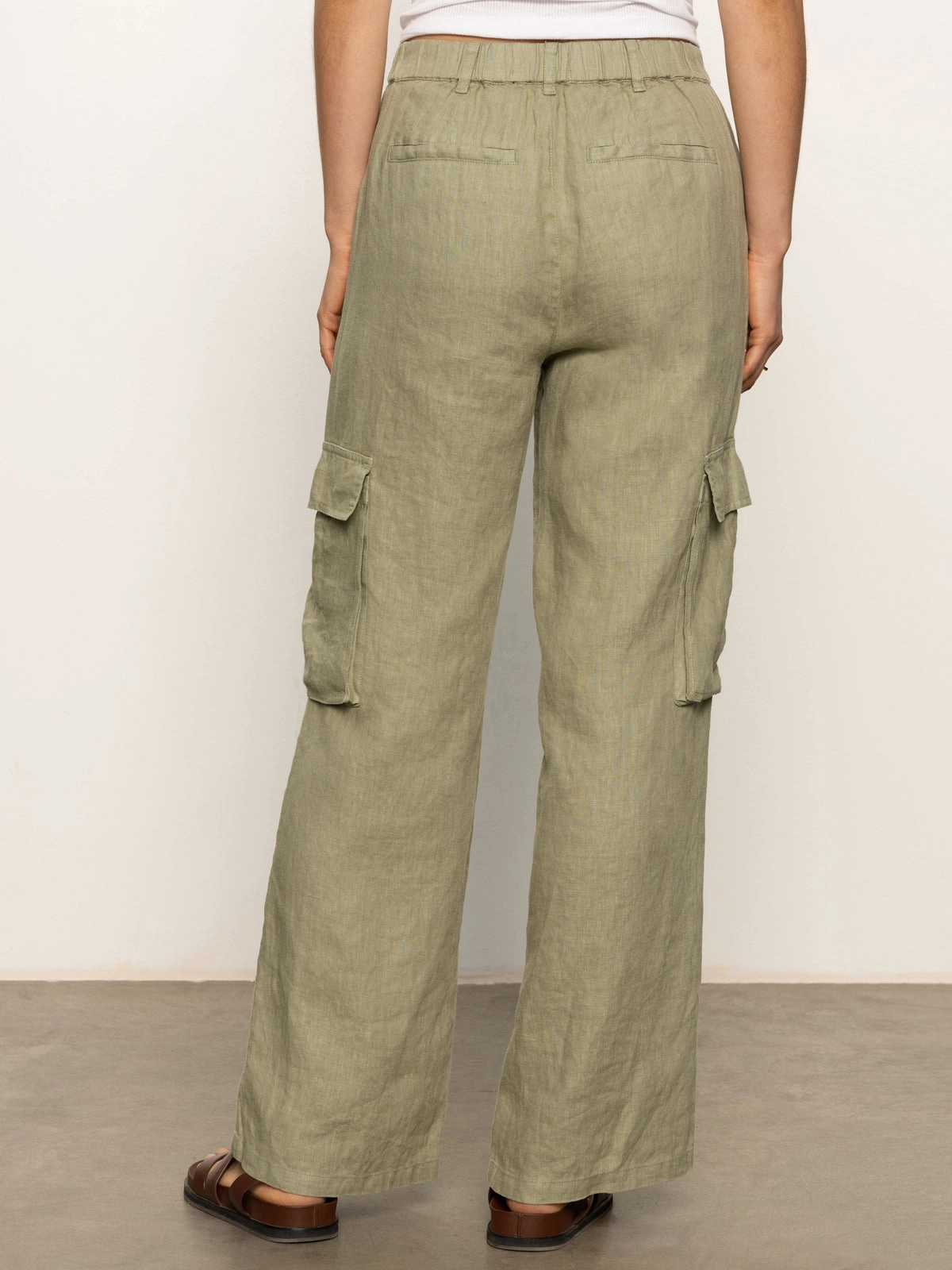 Contrast Stitch Accent RollUpCuff Hopper Semi High Rise Cargo Pant Sage