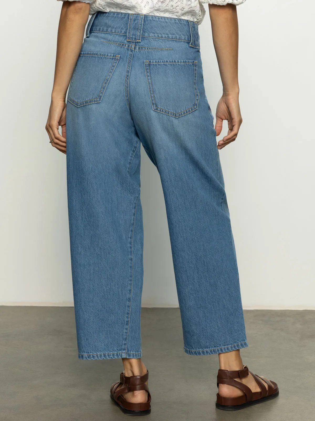 Flattering Shape Side Car Semi High Rise Barrel Jeans Line Dance
