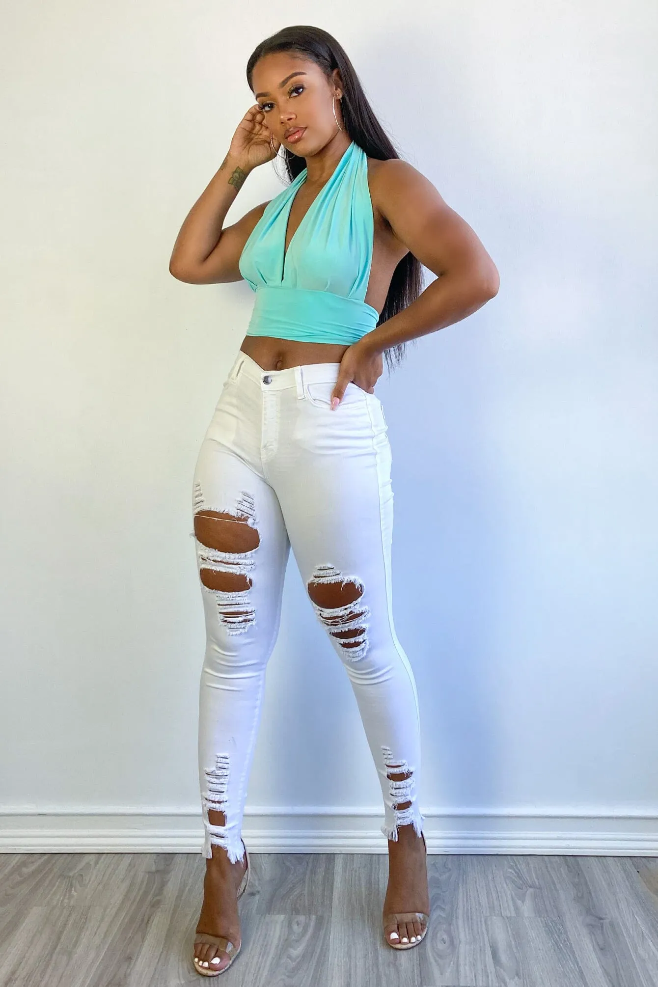 Chilly Layering I'm Different White Jeans