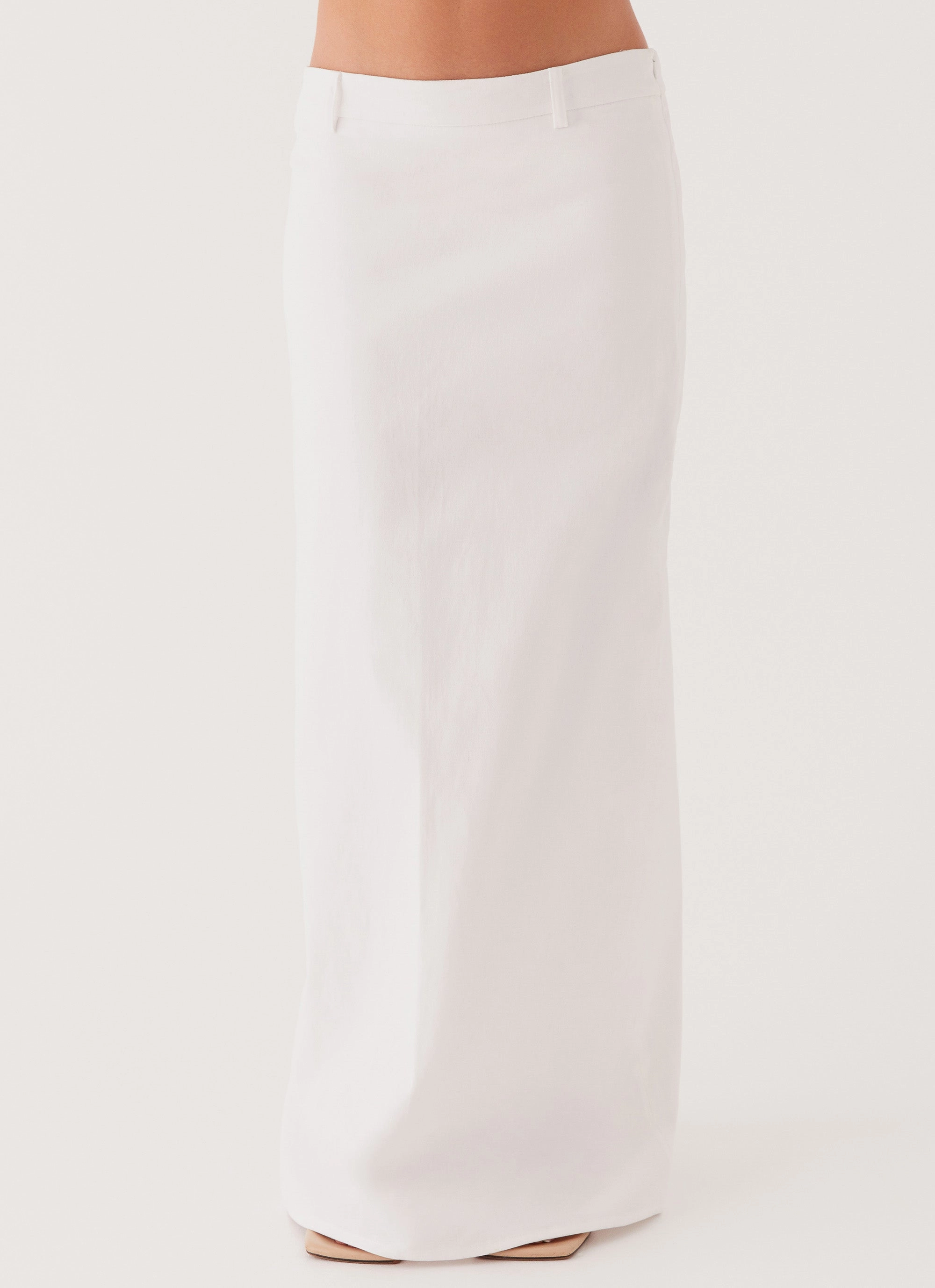 Jaslyn Maxi Skirt - White Casual Feel Stylish Vibe
