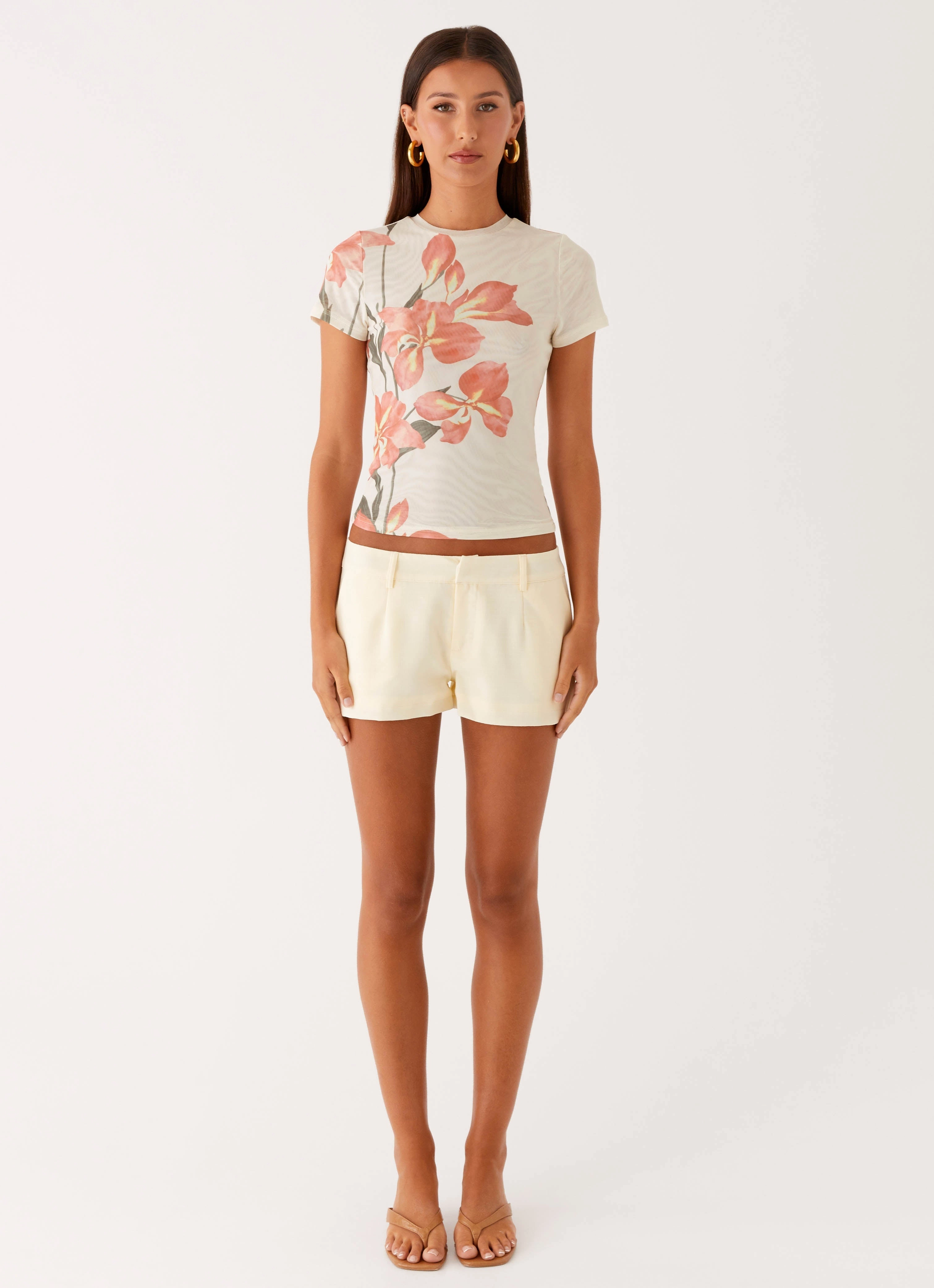 Kammy Low Rise Shorts - Butter Chic Fit