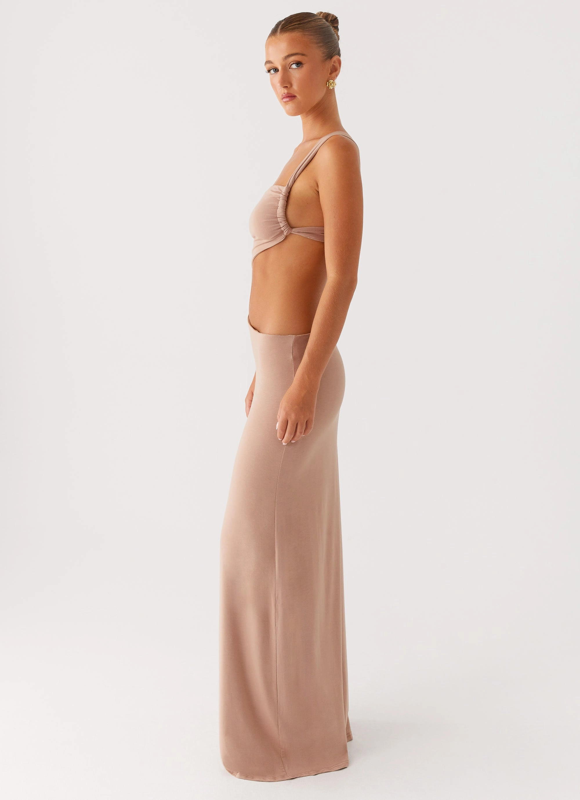 Kika Maxi Dress - Beige Bow Glow