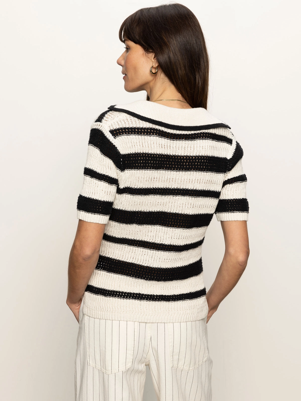 Knitted Collared Top Black Chalk AntiStaticTreatment