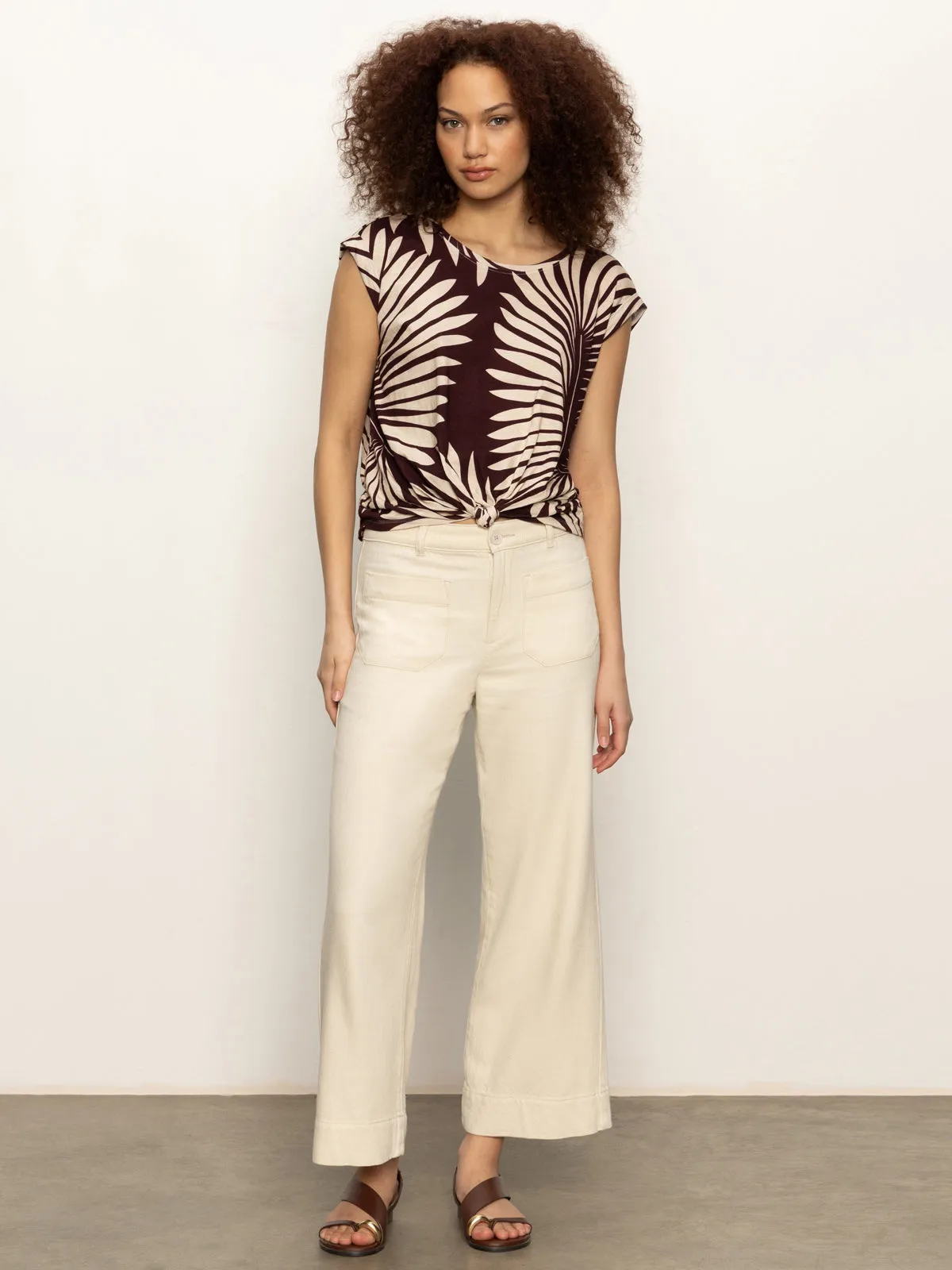 Double Stitched Hem HiddenPocket Knotted Muscle Tee Mesa Palm