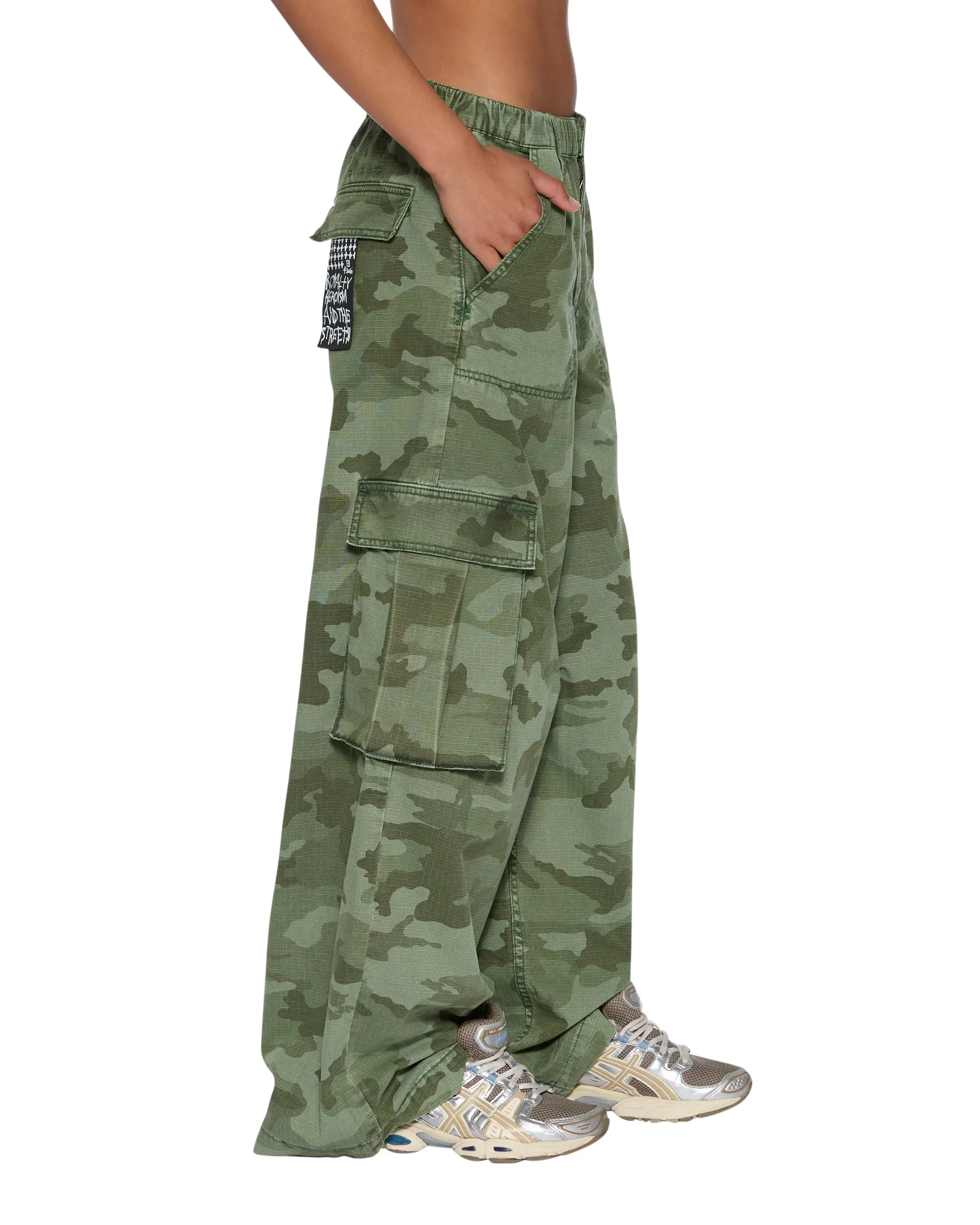 Anti Pilling Technology Non Closure Collar KSUPER CARGO PANT HASH CAMO
