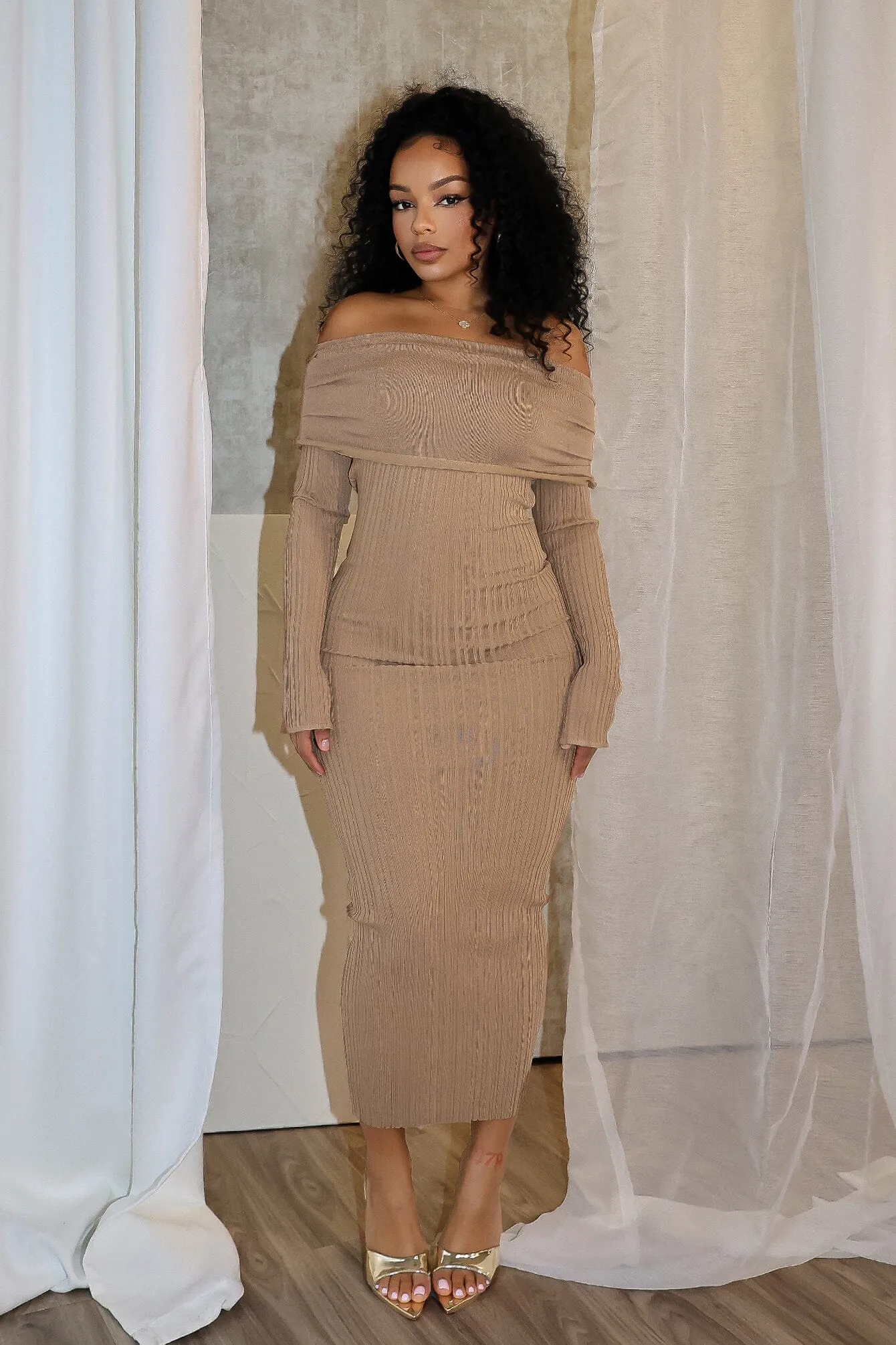 Office Layer Fatal Trouble Off Shoulder Sweater Maxi Dress