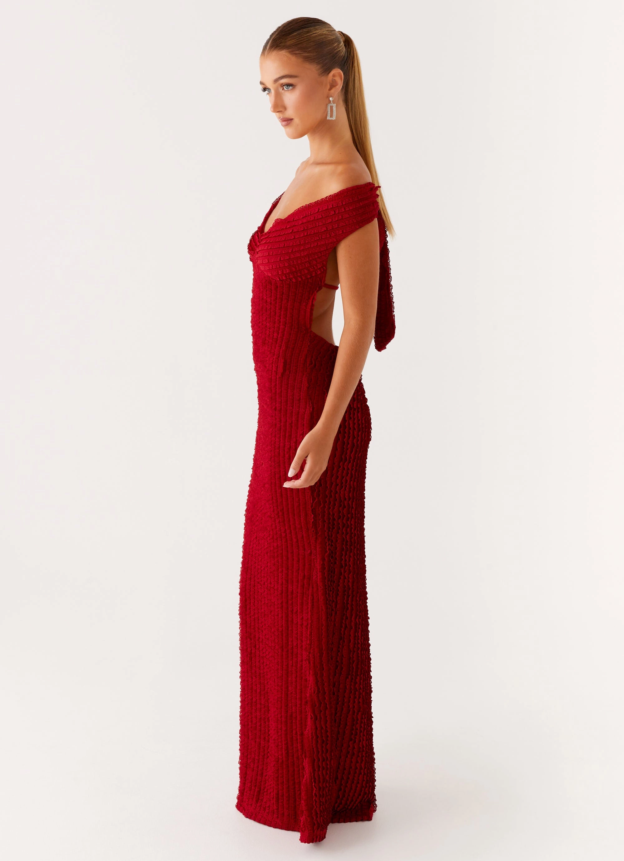 Chantelle Maxi Dress - Red Clean Outfit
