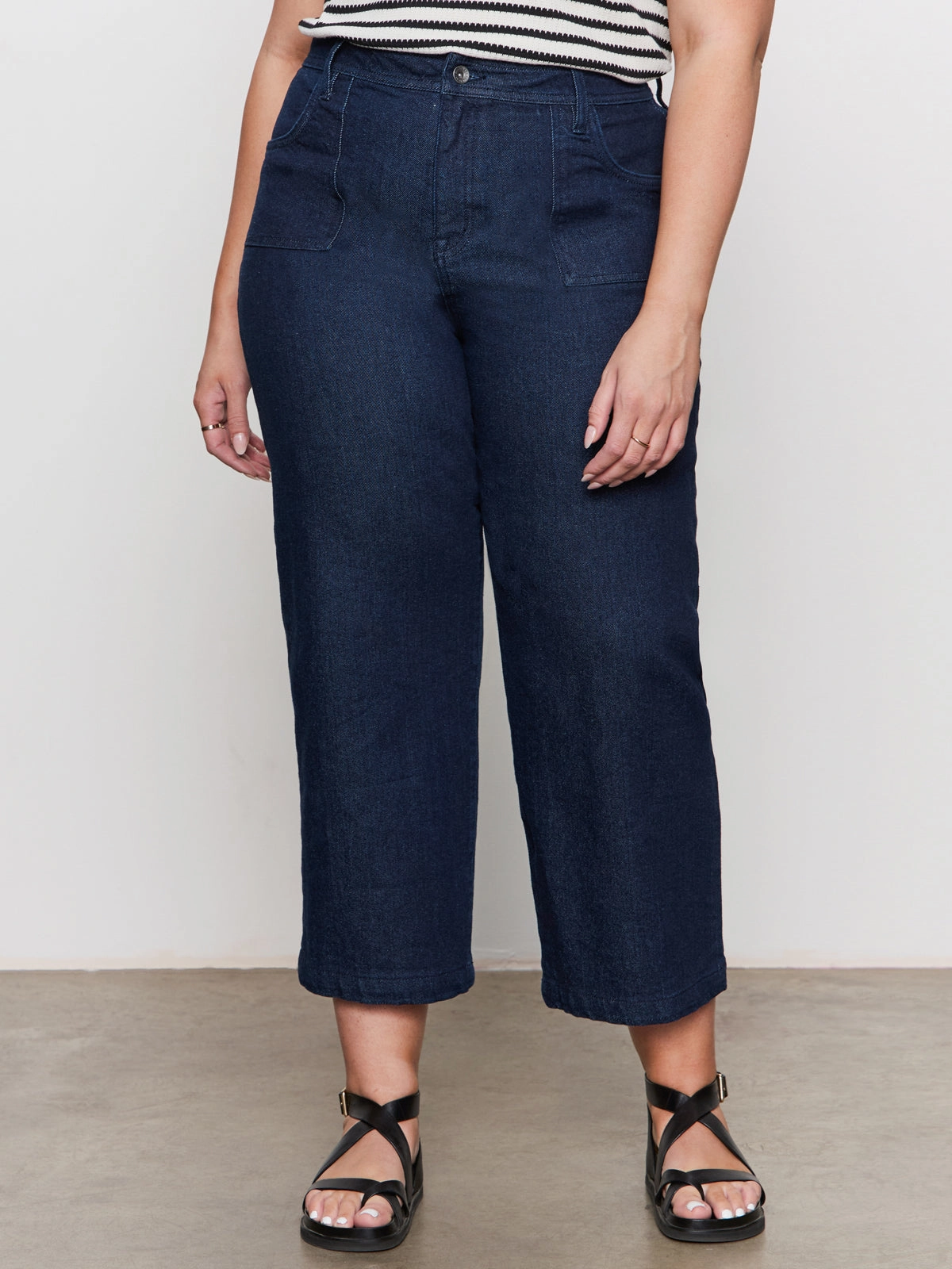 Reinforced Shoulders League Crop Jeans Plot Twist Extended Sizing