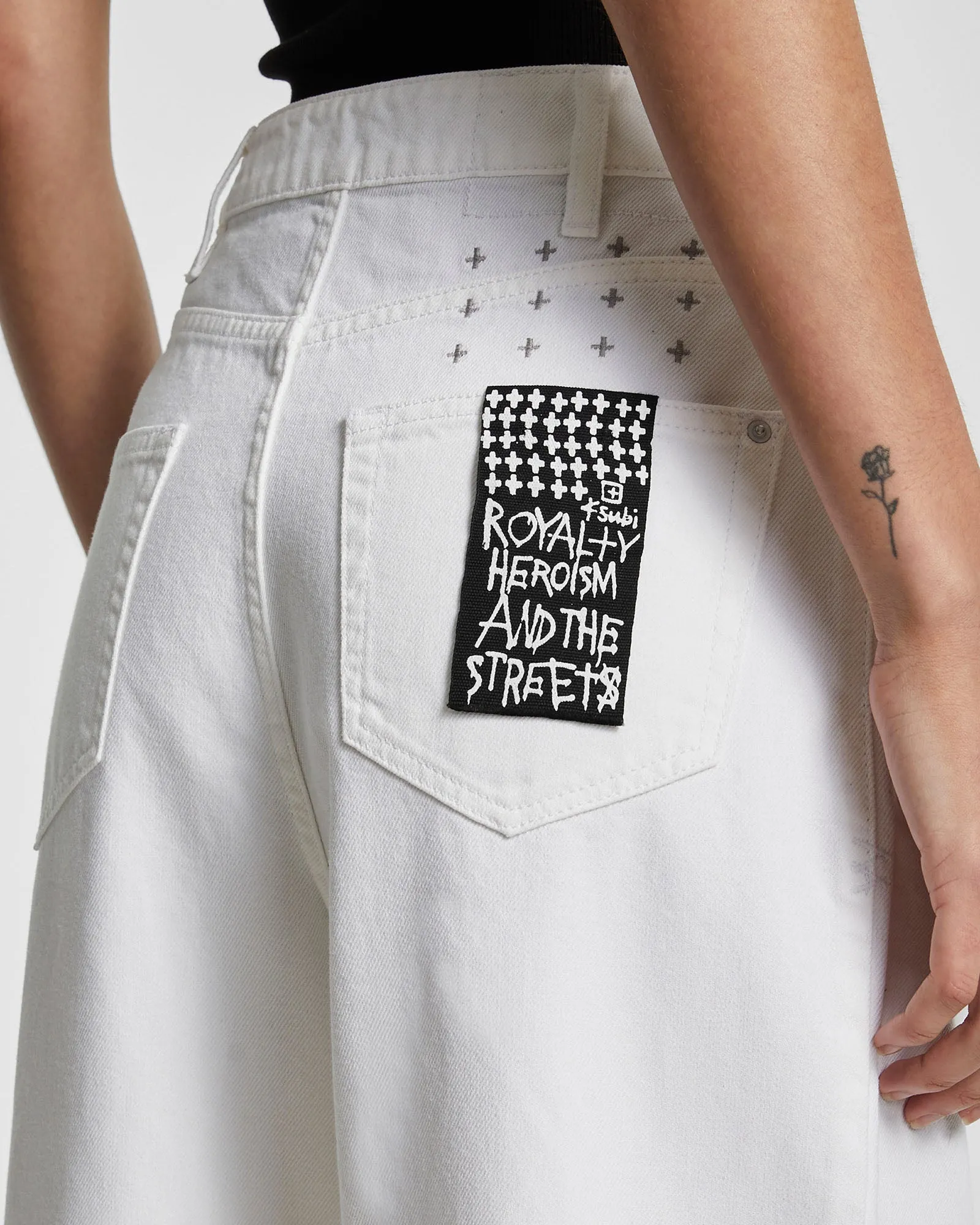 Balanced Piece Comfortable fit LO KEY JEAN BLANC