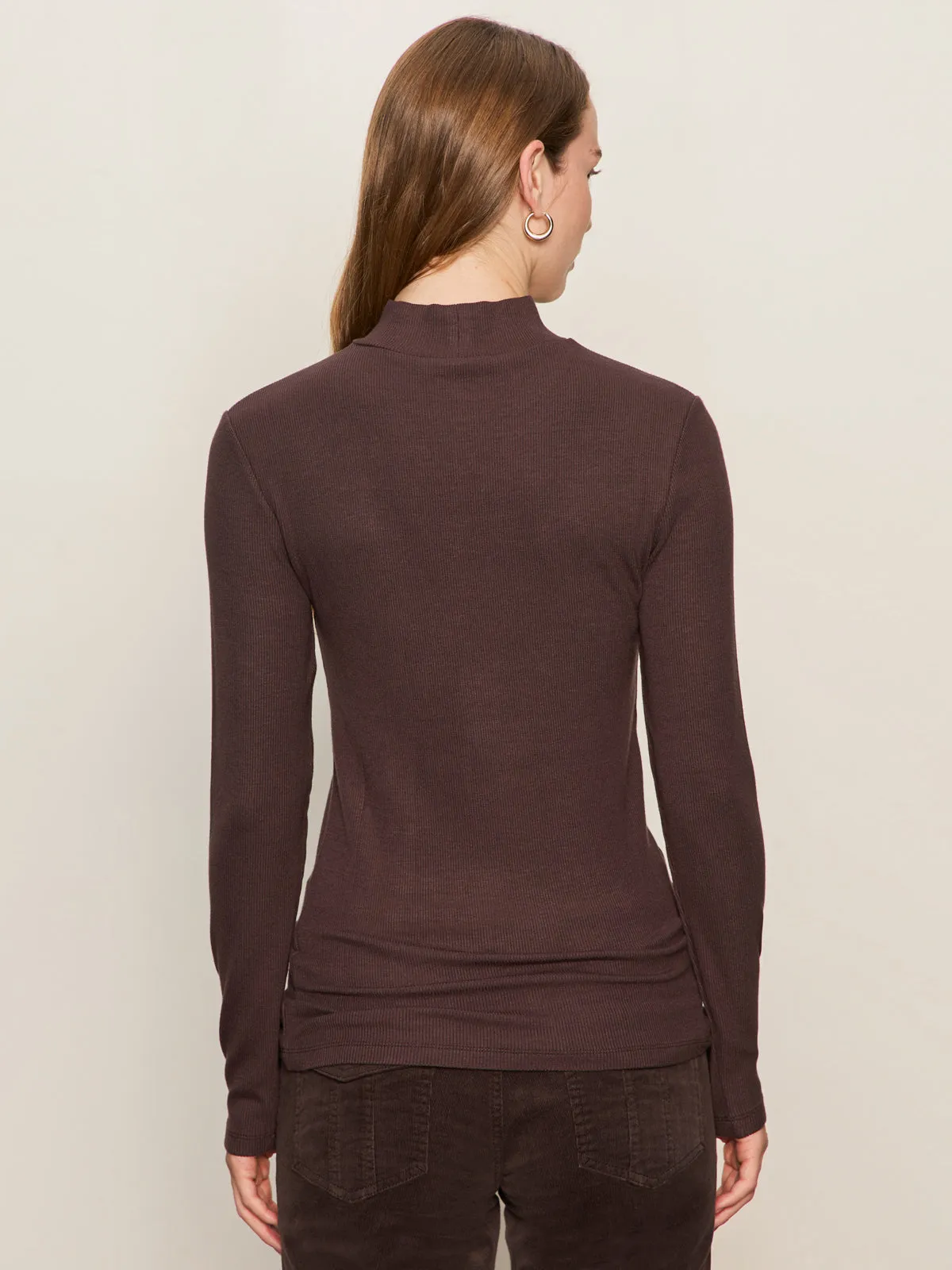 Long Sleeve Mock Essential Top Semi Sweet Sustainable Production Certified Adjustable Hem Cuff