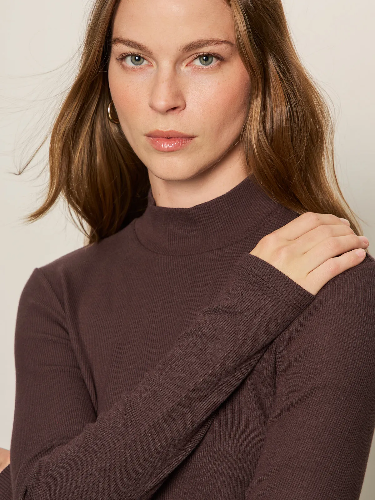 NonToxic Certification Minimalist Detailing Long Sleeve Mock Essential Top Semi Sweet