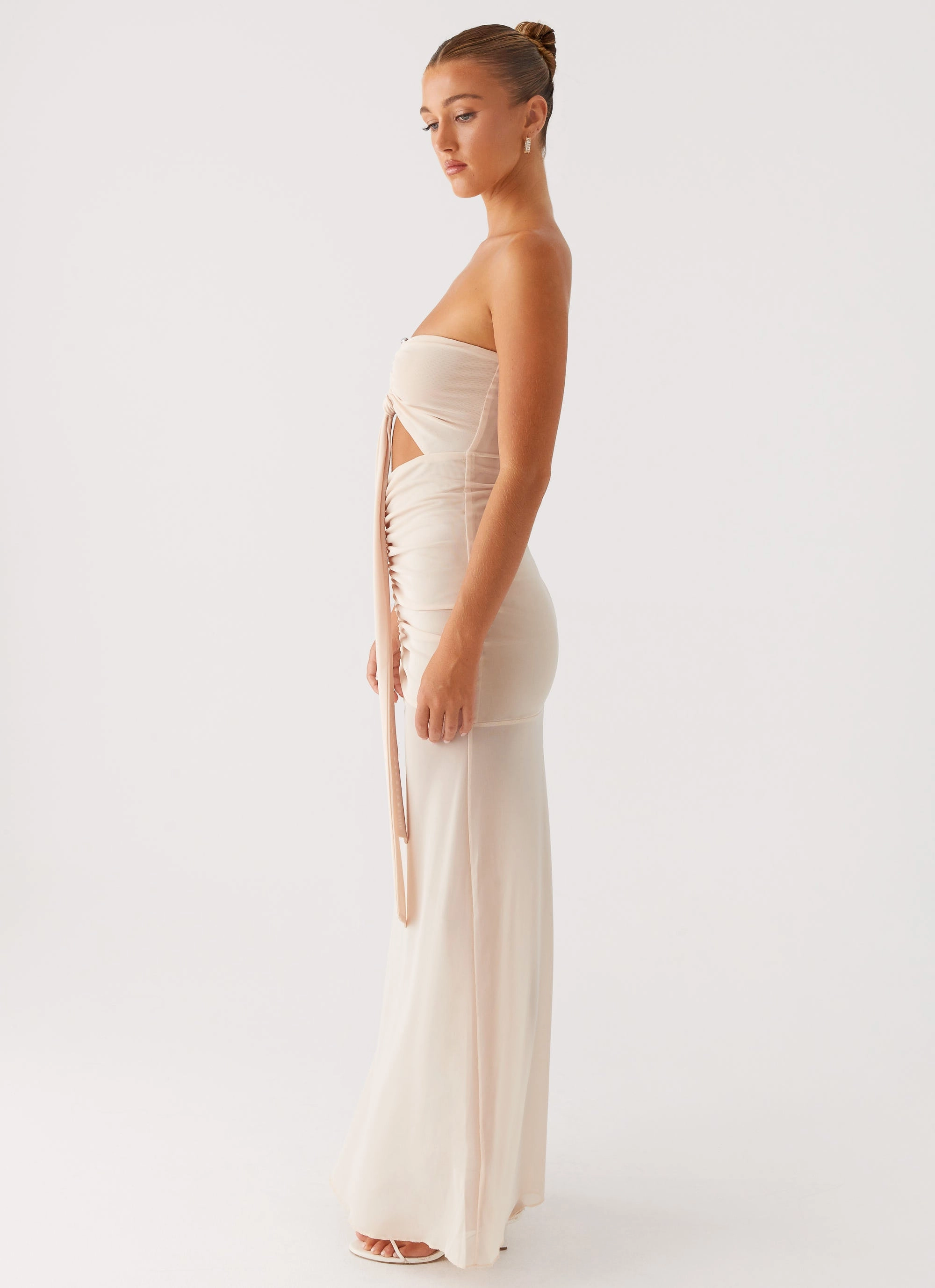 Moment Light Lovie Maxi Dress - Beige