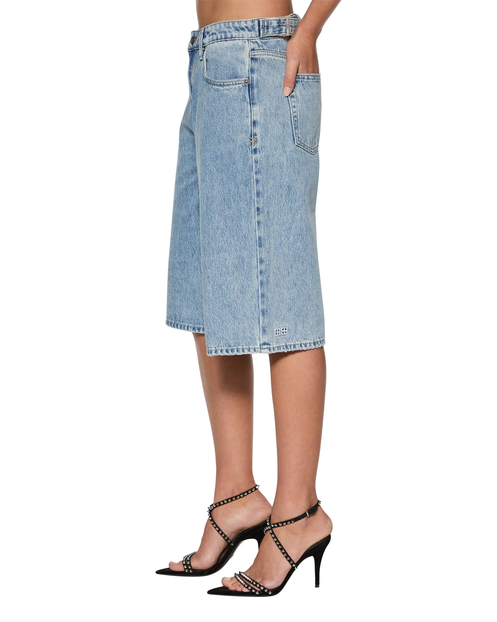 LOW RIDER SHORT AUTHENTIK Timeless Look Street Chic