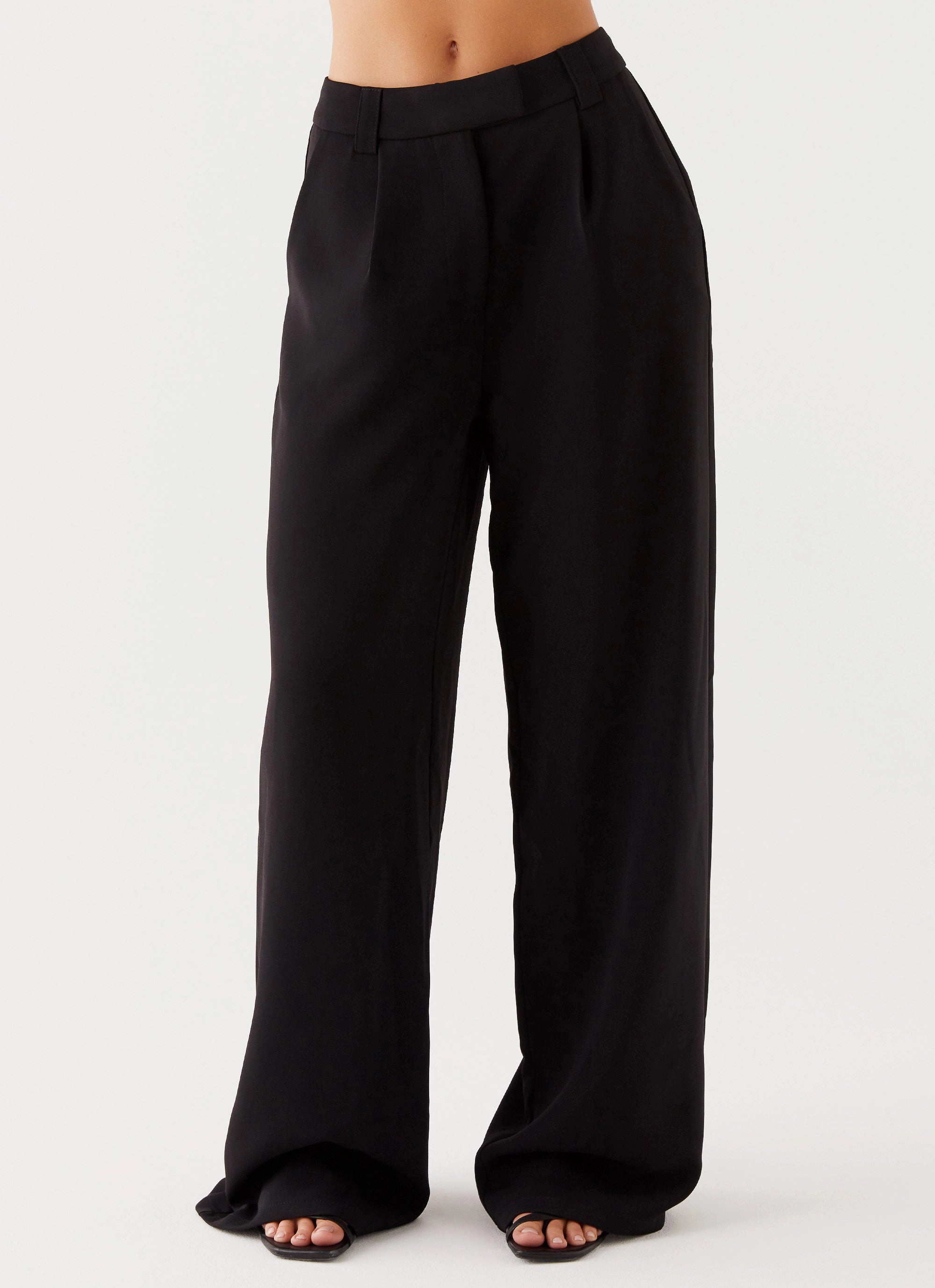 Flexible Knee Articulation Casual Vibe Midnight City Suit Pants - Black