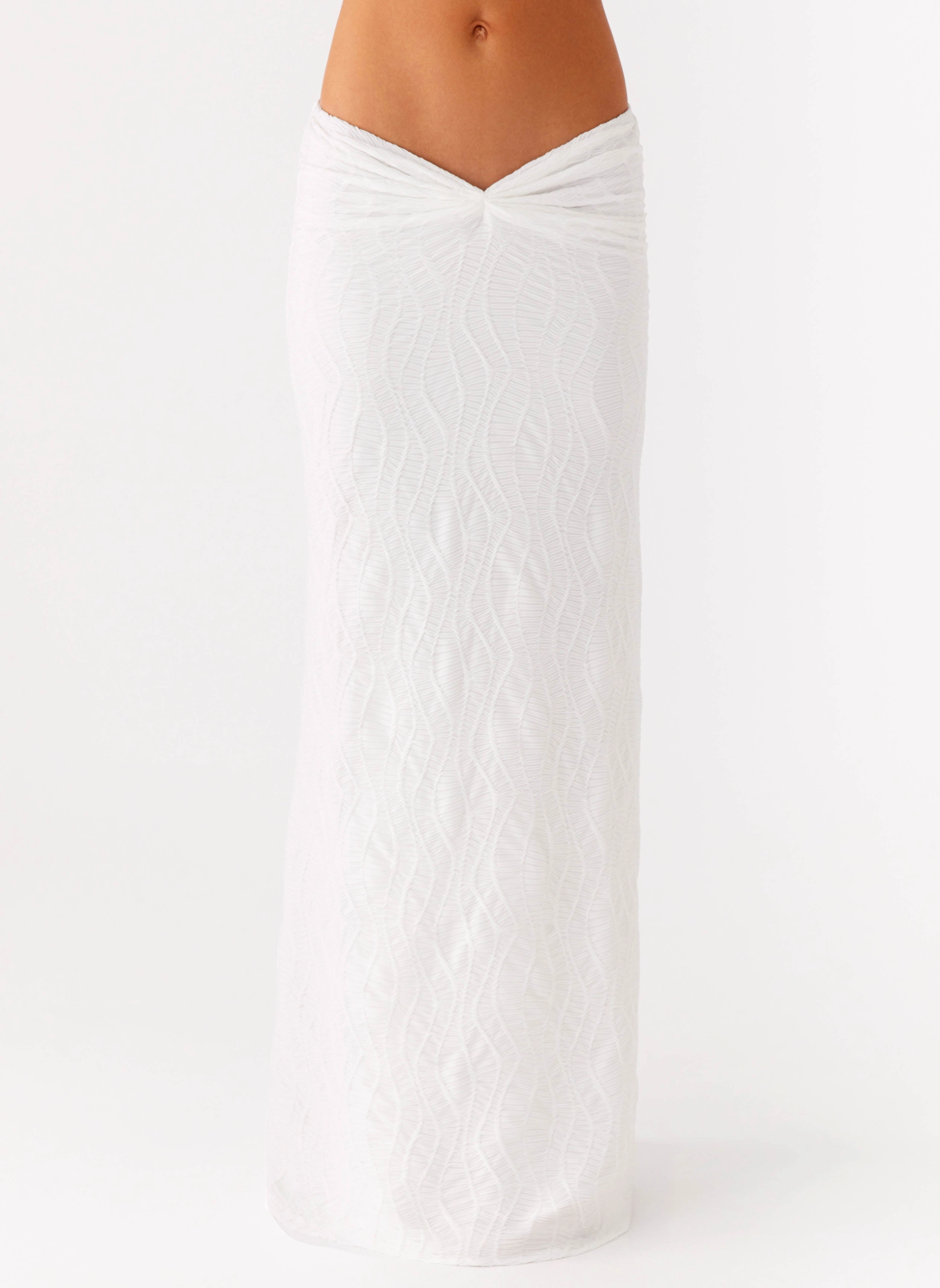 Briene Maxi Skirt - White Curvy Fit