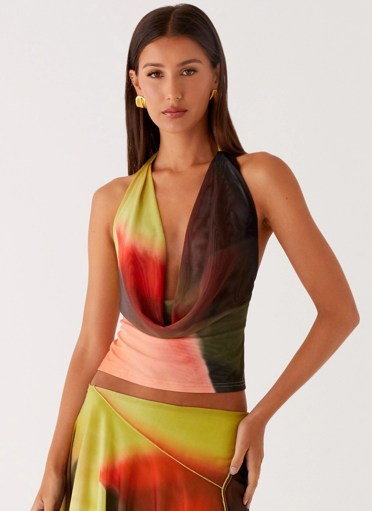 AirflowOptimized Design Lustra Cowl Top - Moody Floral