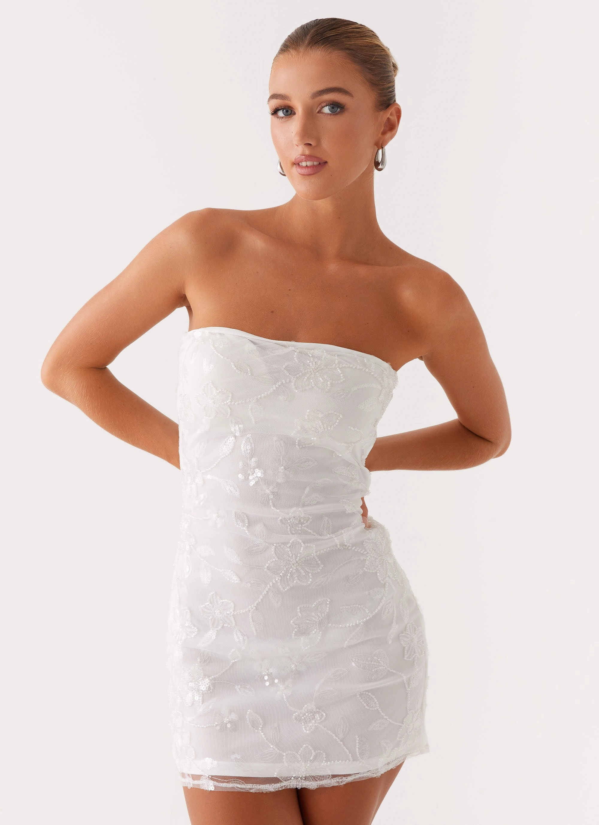 Linen blend Art Gallery Visit Moorey Beaded Mini Dress - White Silver