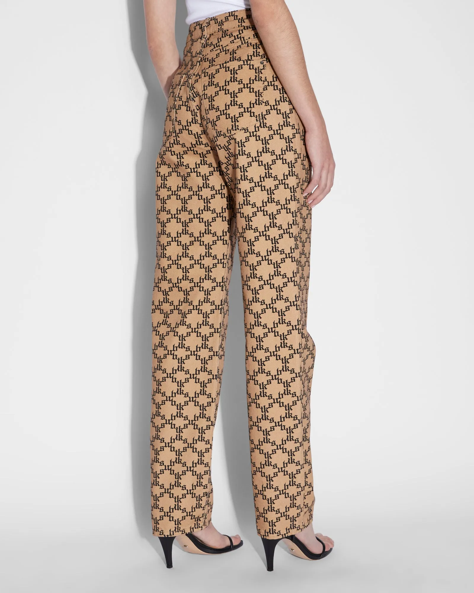 PLAYBACK ICONIC Lightweight Feel