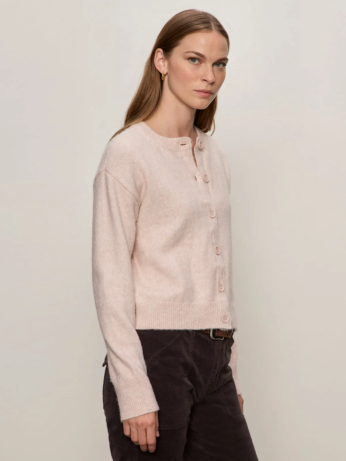 Must-Have Cardi Heather Rose Flowing Design Sport Top