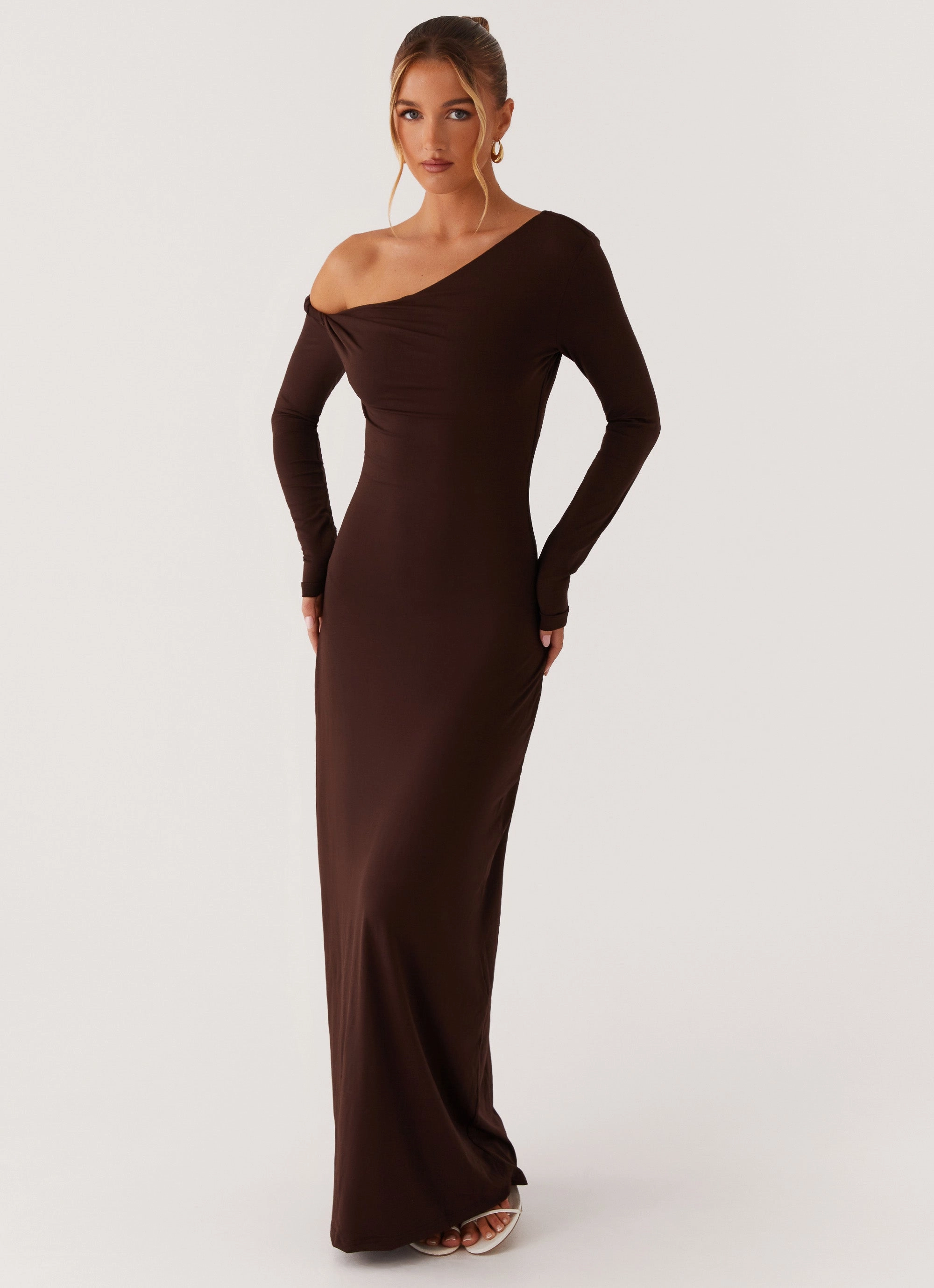 Comfortable and Flattering Jordana Twist Maxi Dress - Brown